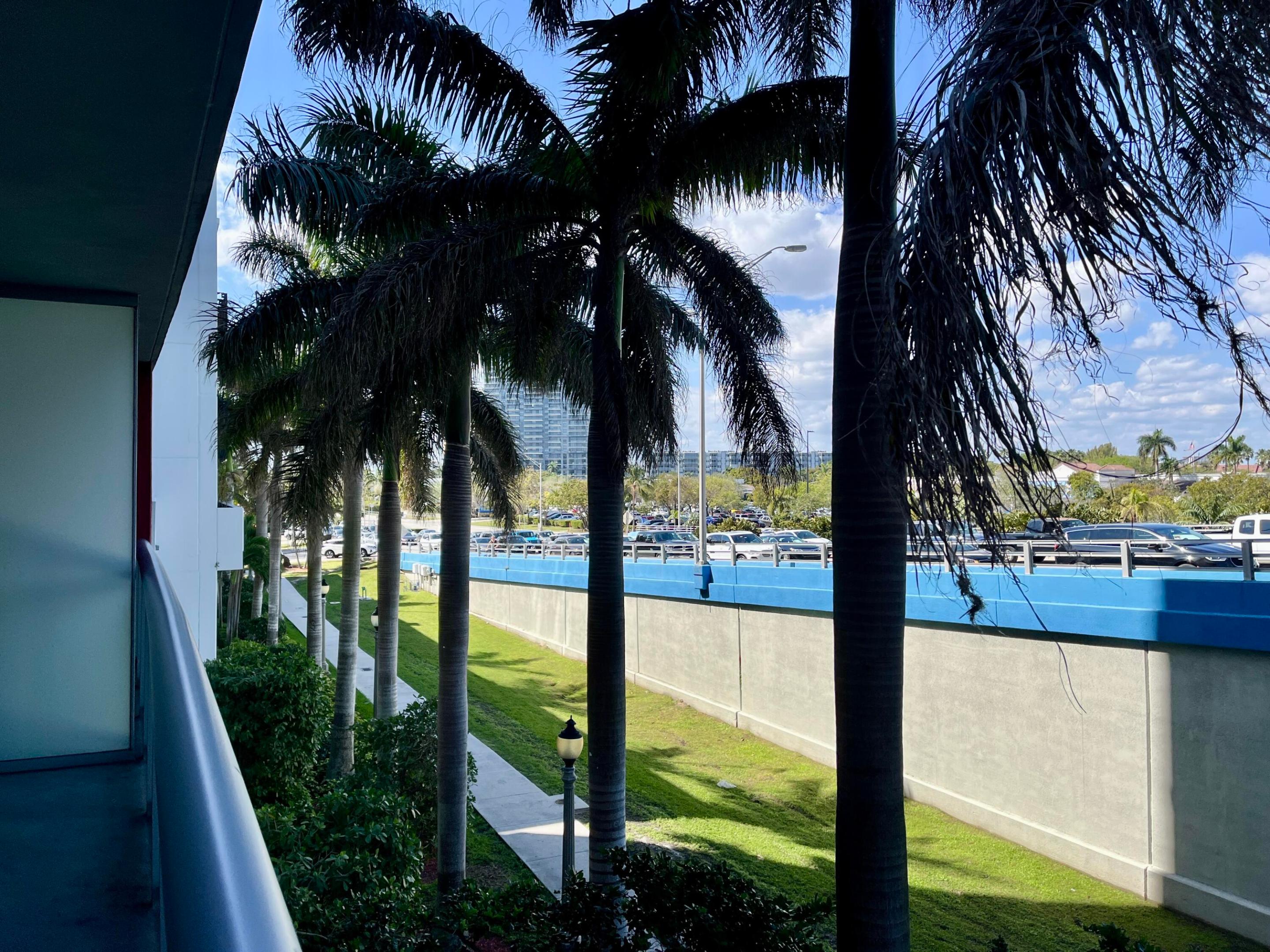 2602 E Hallandale Beach Boulevard R308 Property Photo 10