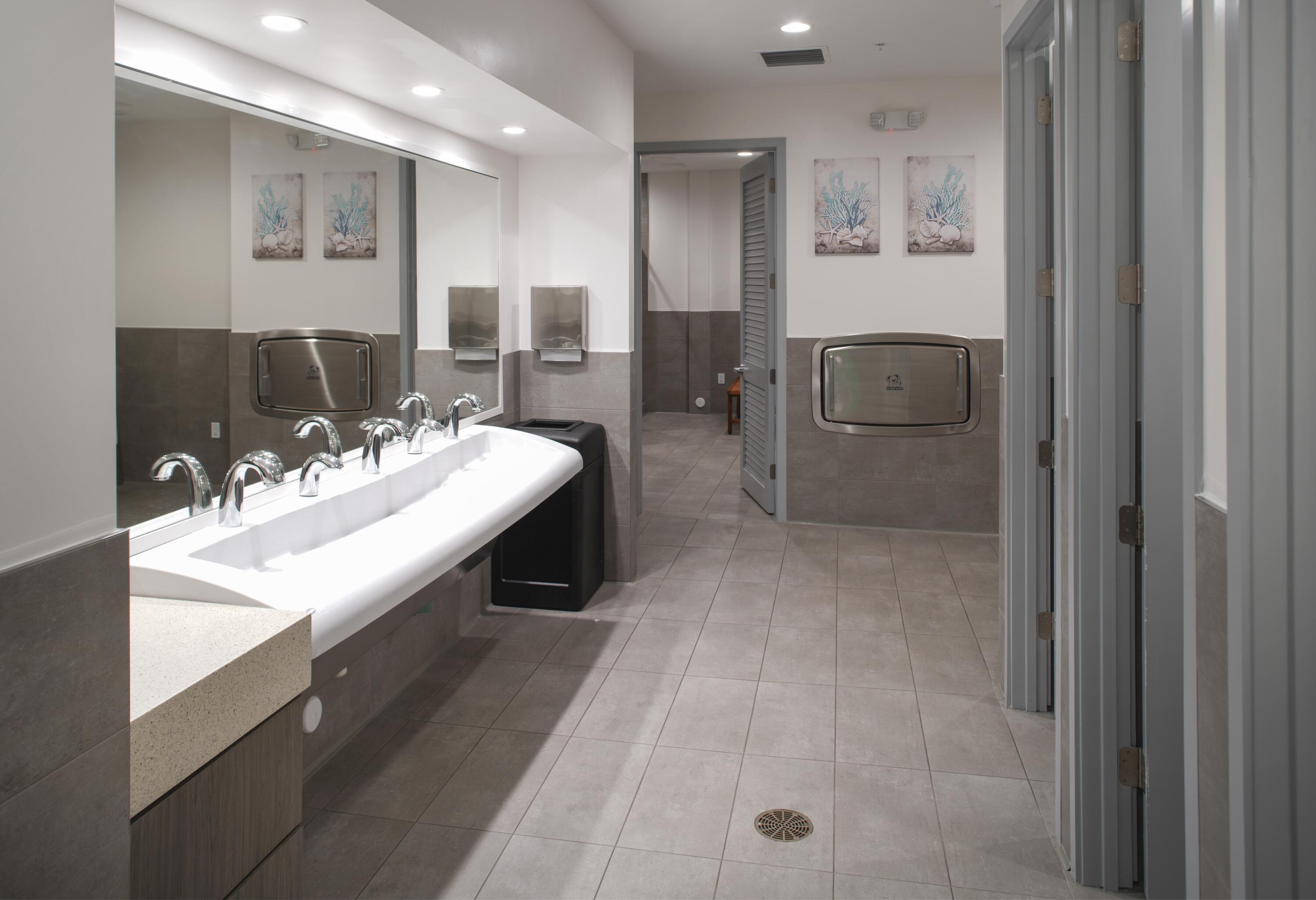 350 Horizons E 206 Property Photo 37