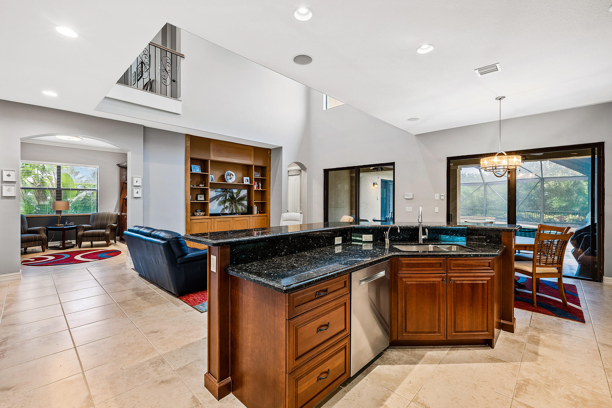 6786 Fox Hollow Drive Property Photo 21
