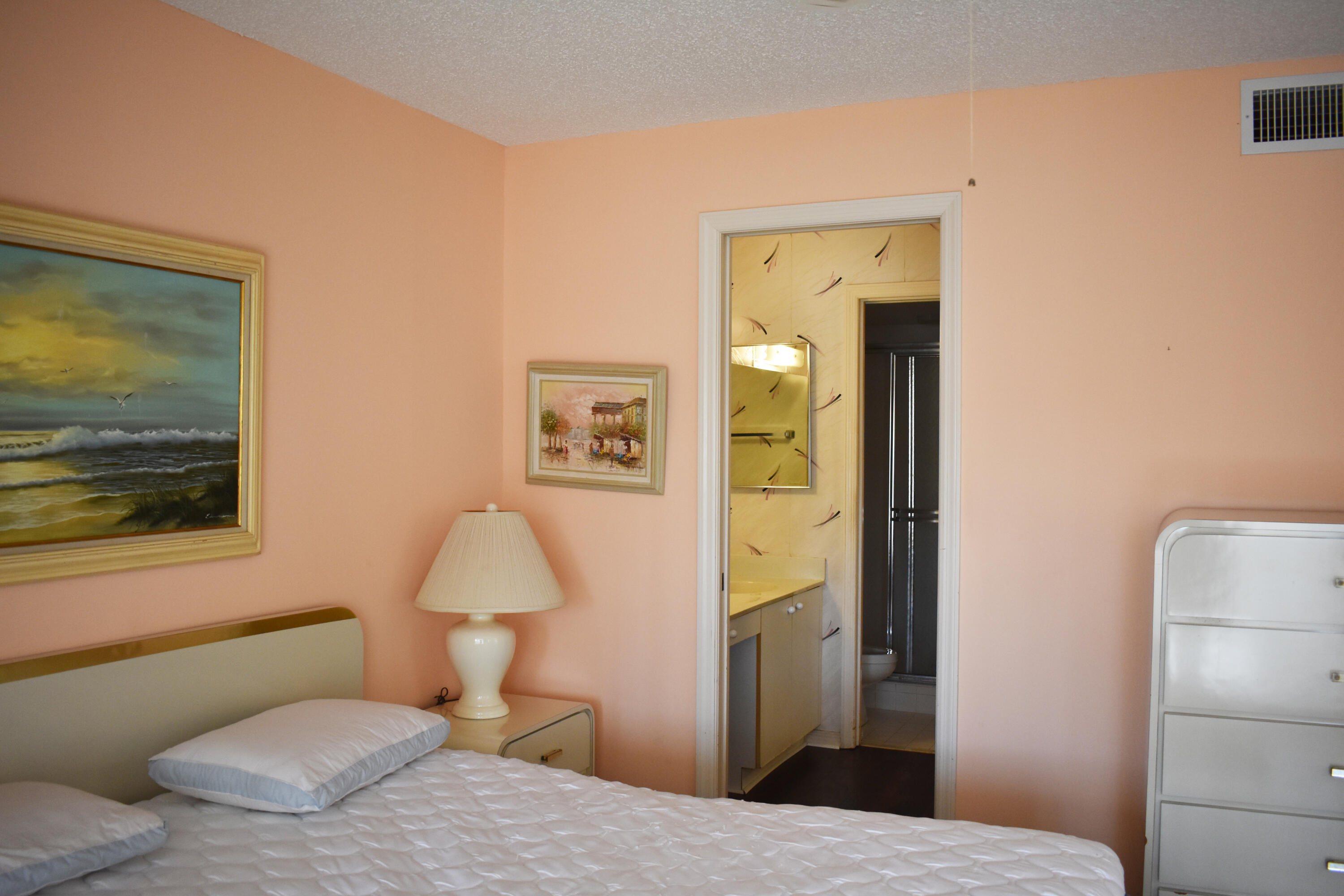 500 Grove Isle Circle 103 Property Photo 15