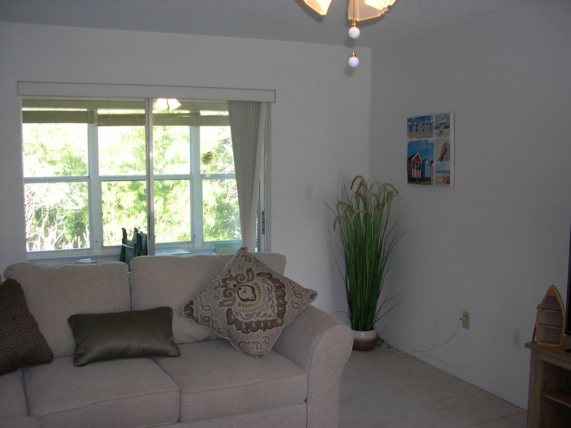 1172 Commodore Court 204 Property Photo 13