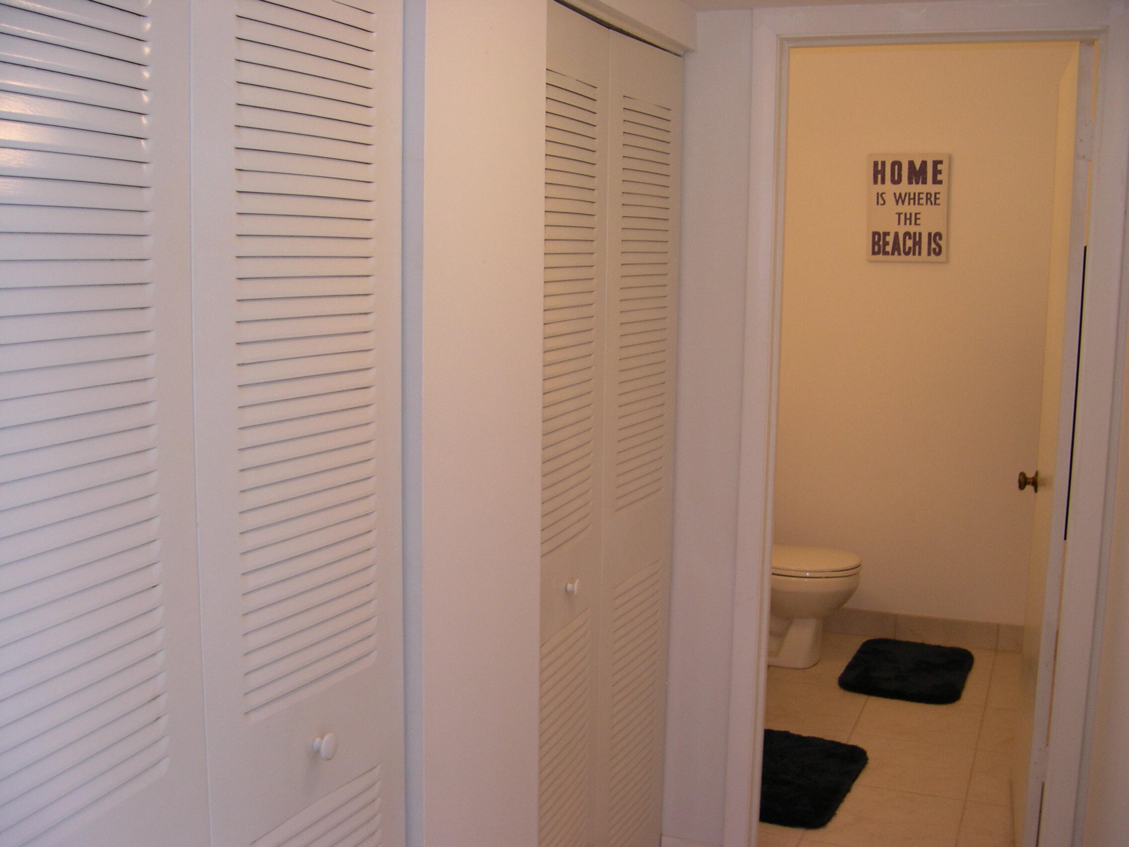 1172 Commodore Court 204 Property Photo 28