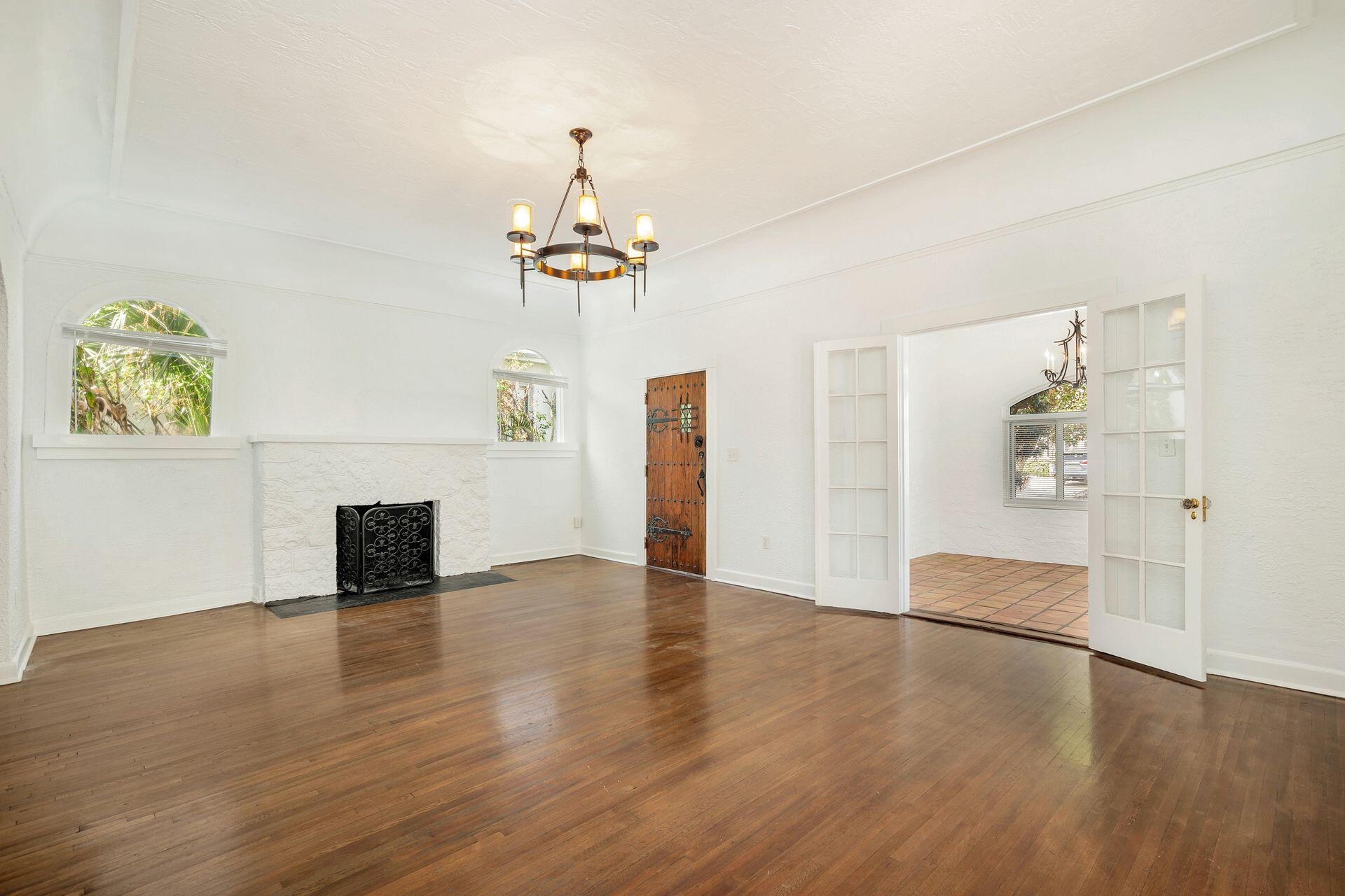 232 Rugby Road Property Photo 6