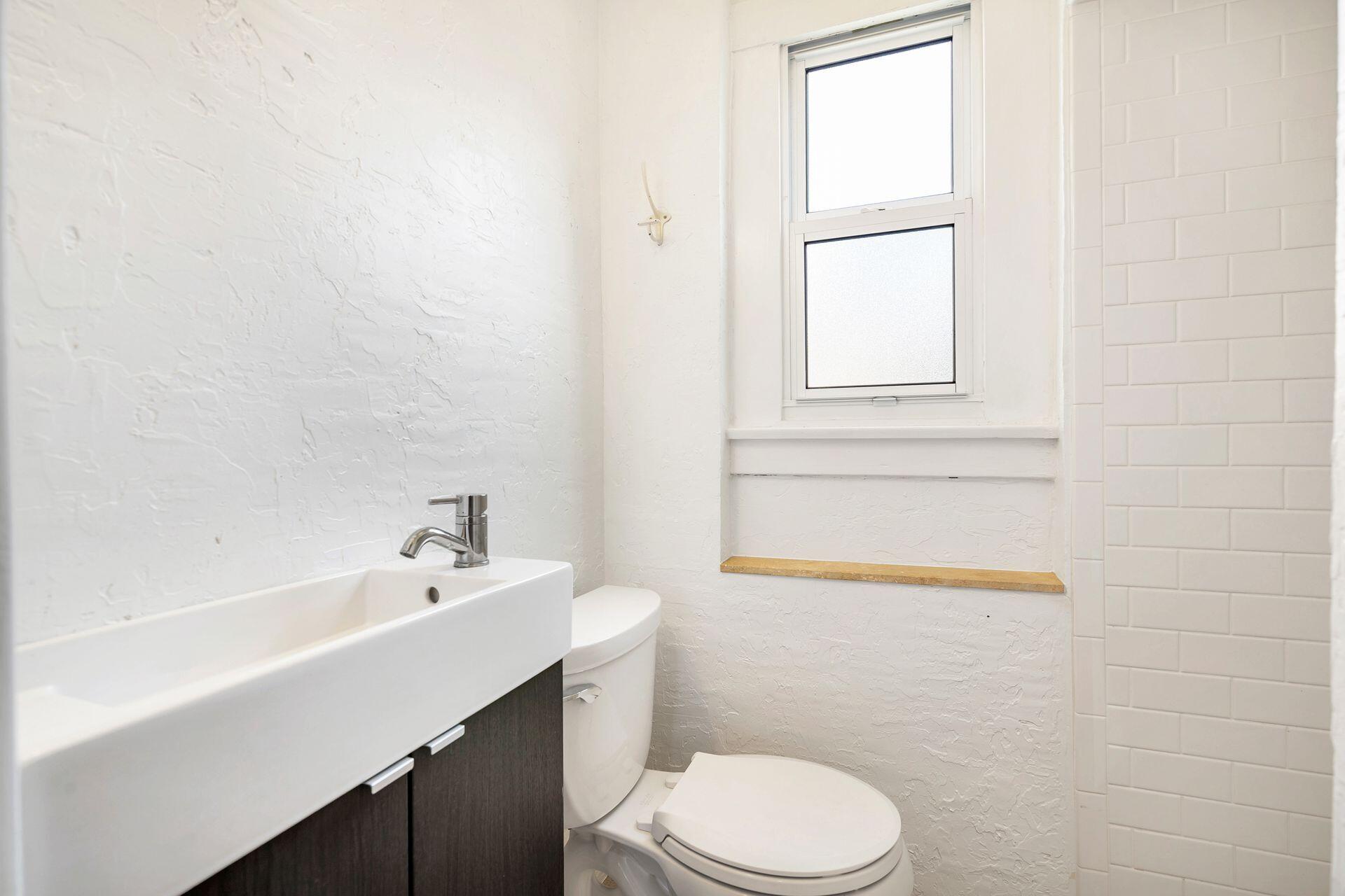 232 Rugby Road Property Photo 11