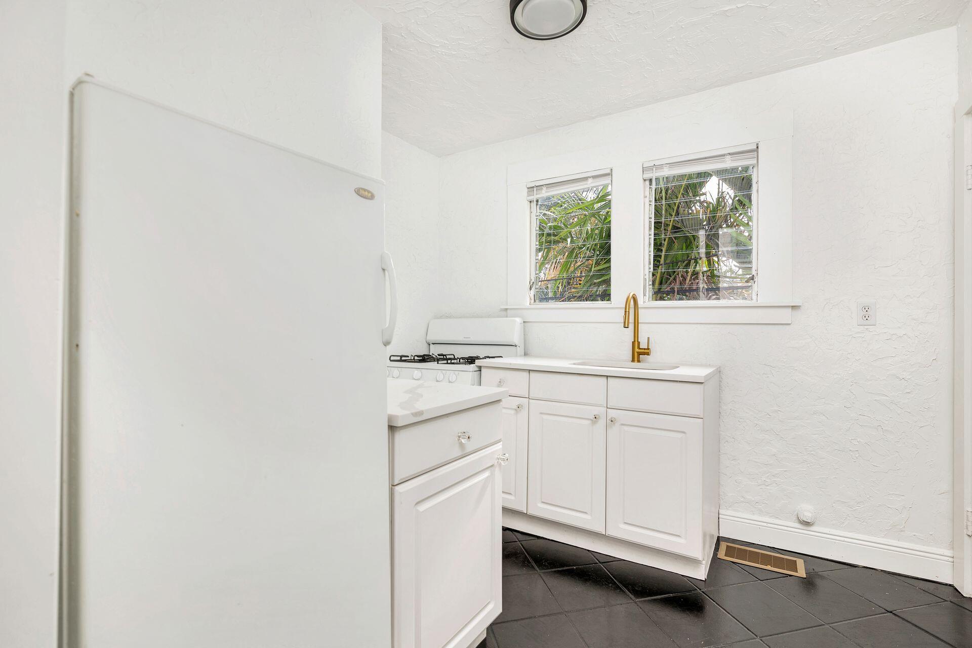 232 Rugby Road Property Photo 21