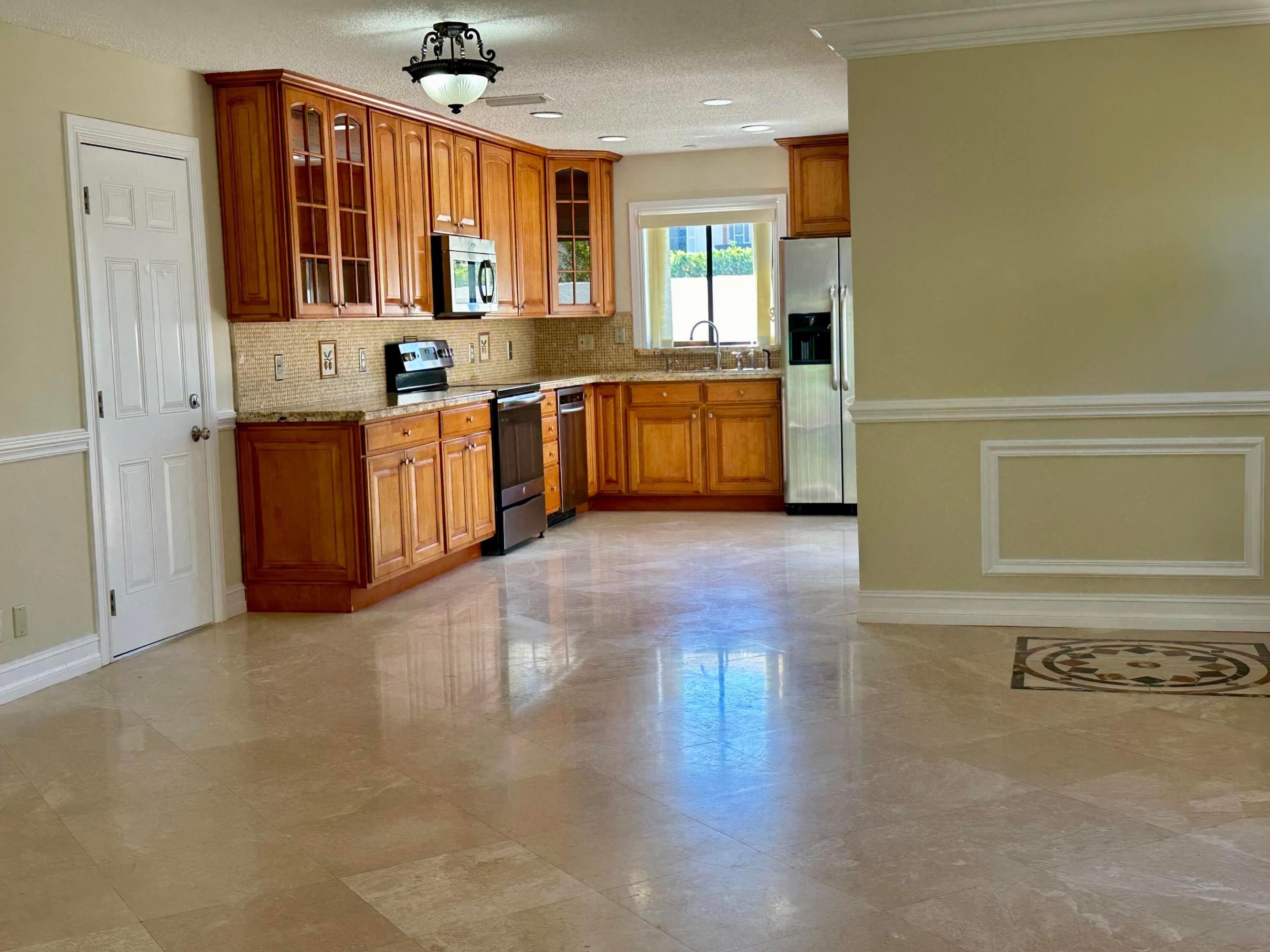 3021 Florida Boulevard Property Photo 6