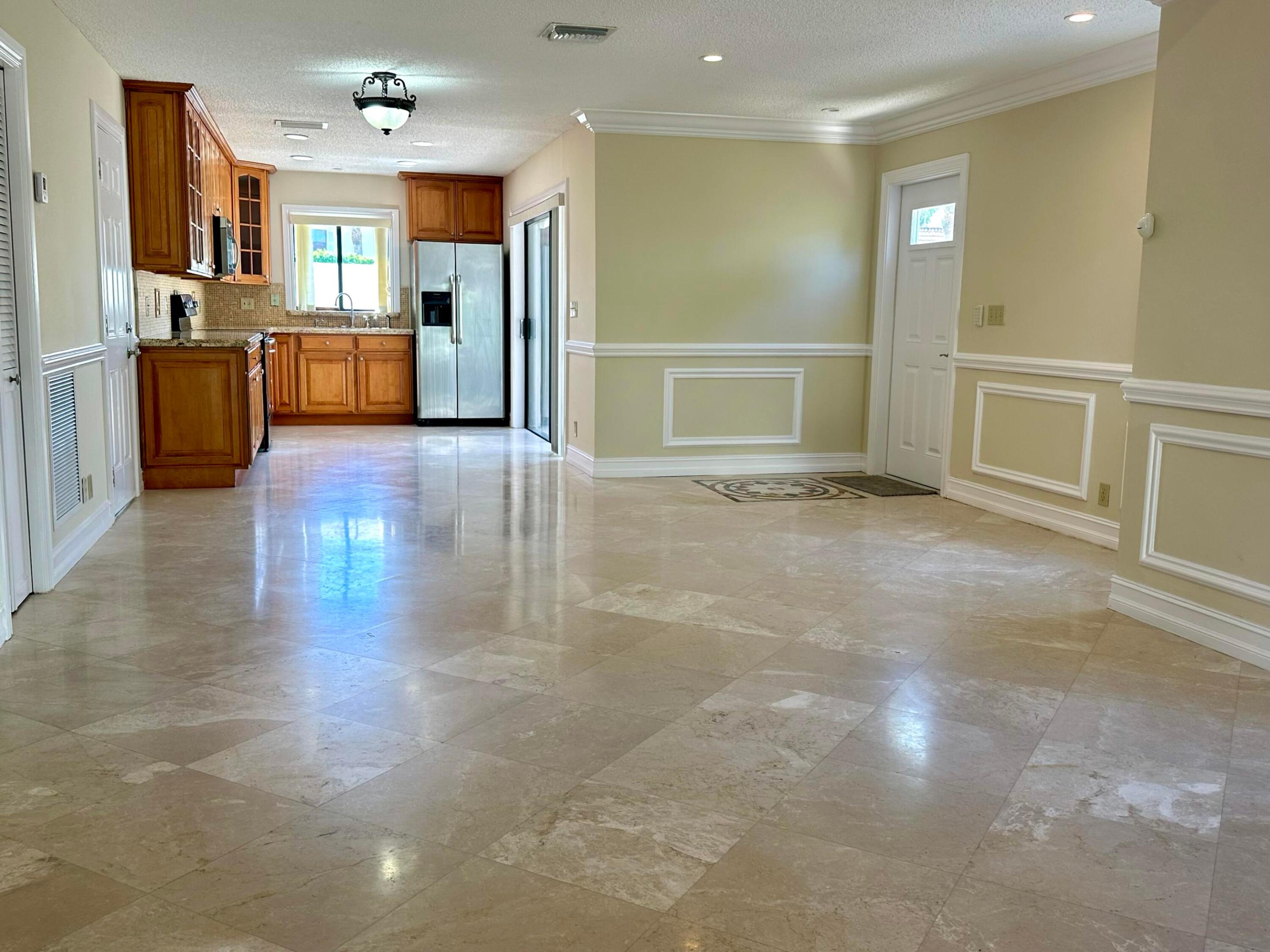 3021 Florida Boulevard Property Photo 8