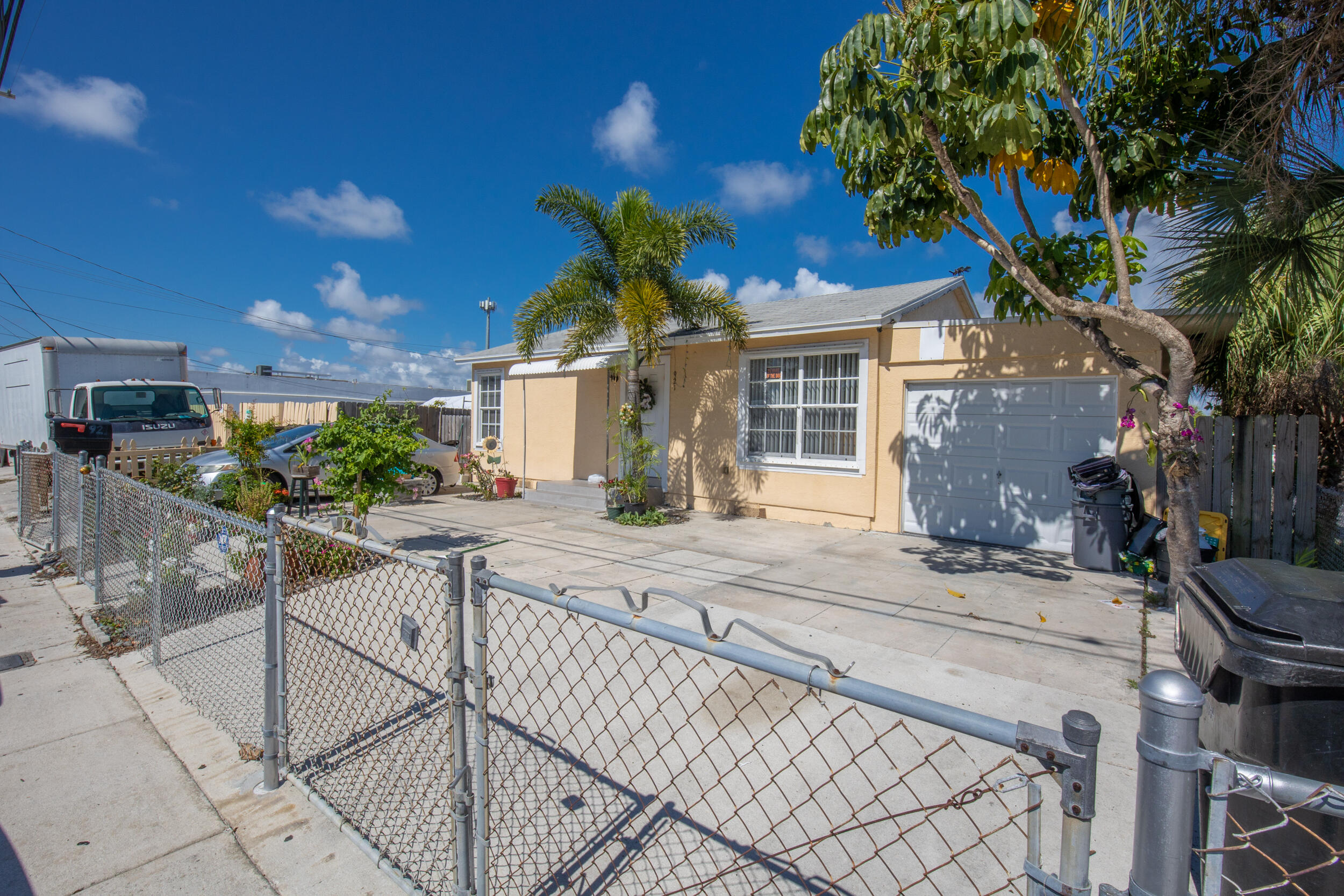 922 S Dixie Street Property Photo 1