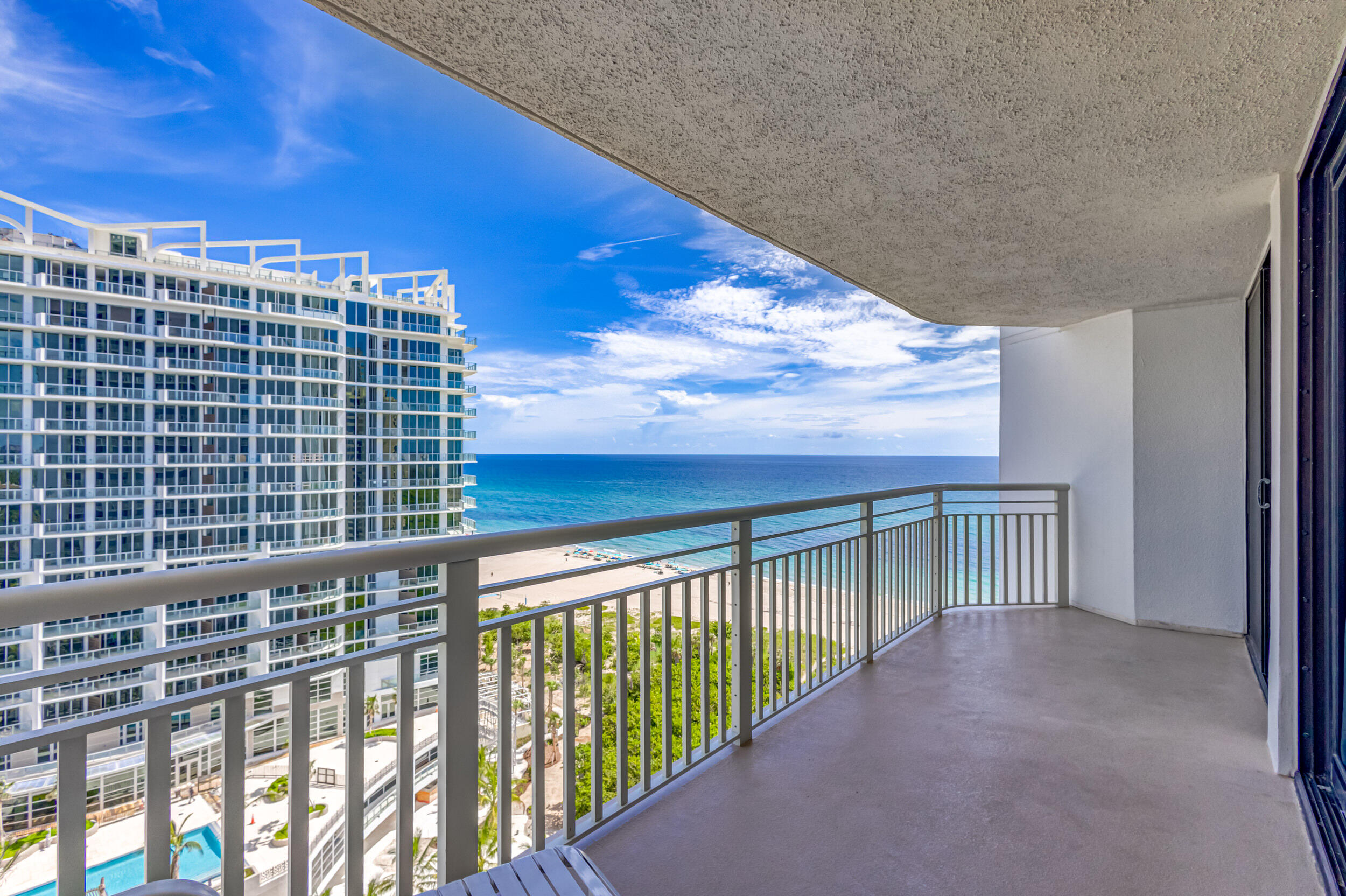 3000 N Ocean Drive 17 B Property Photo 1