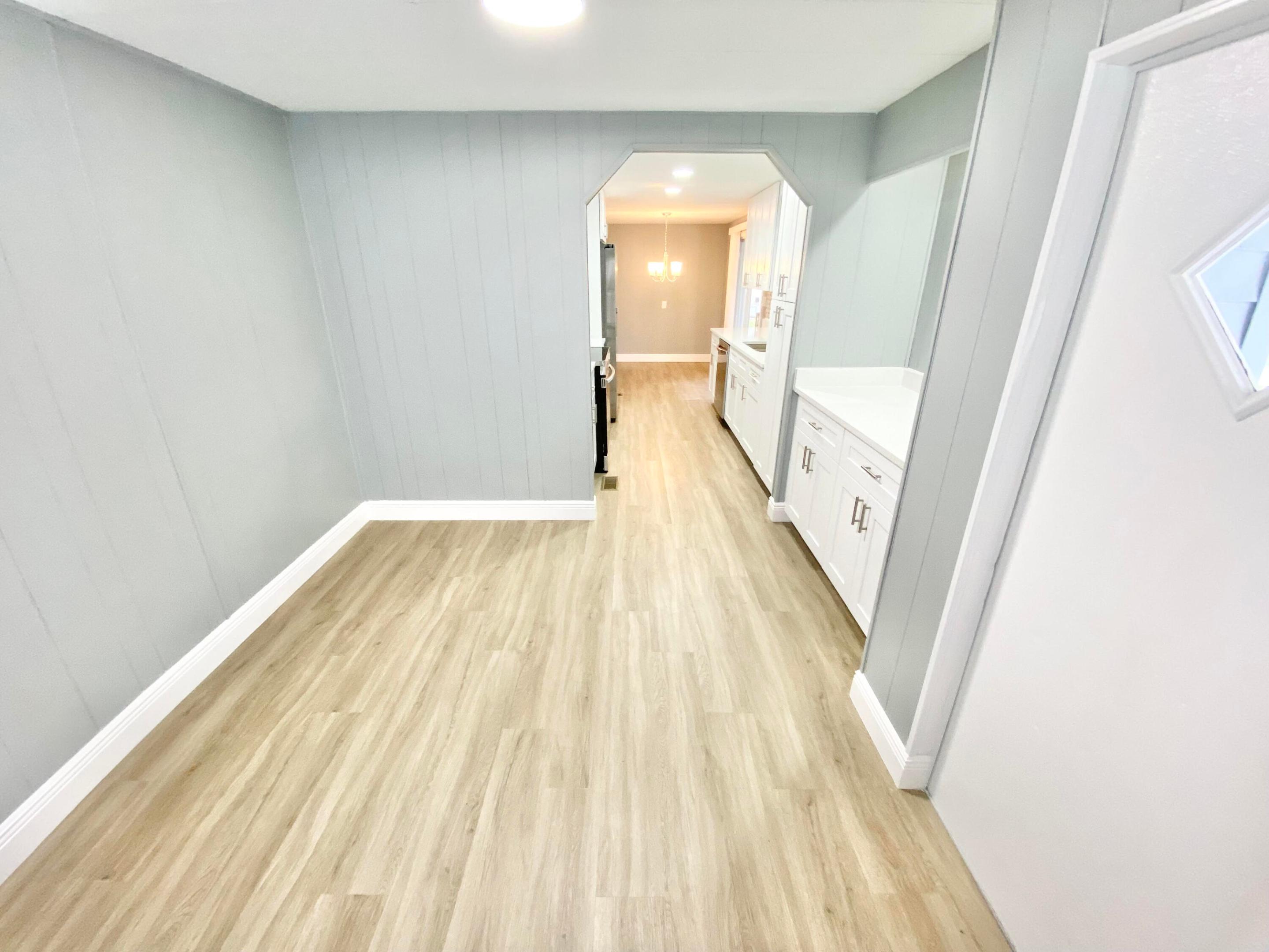 1038 Warbler Court Property Photo 10