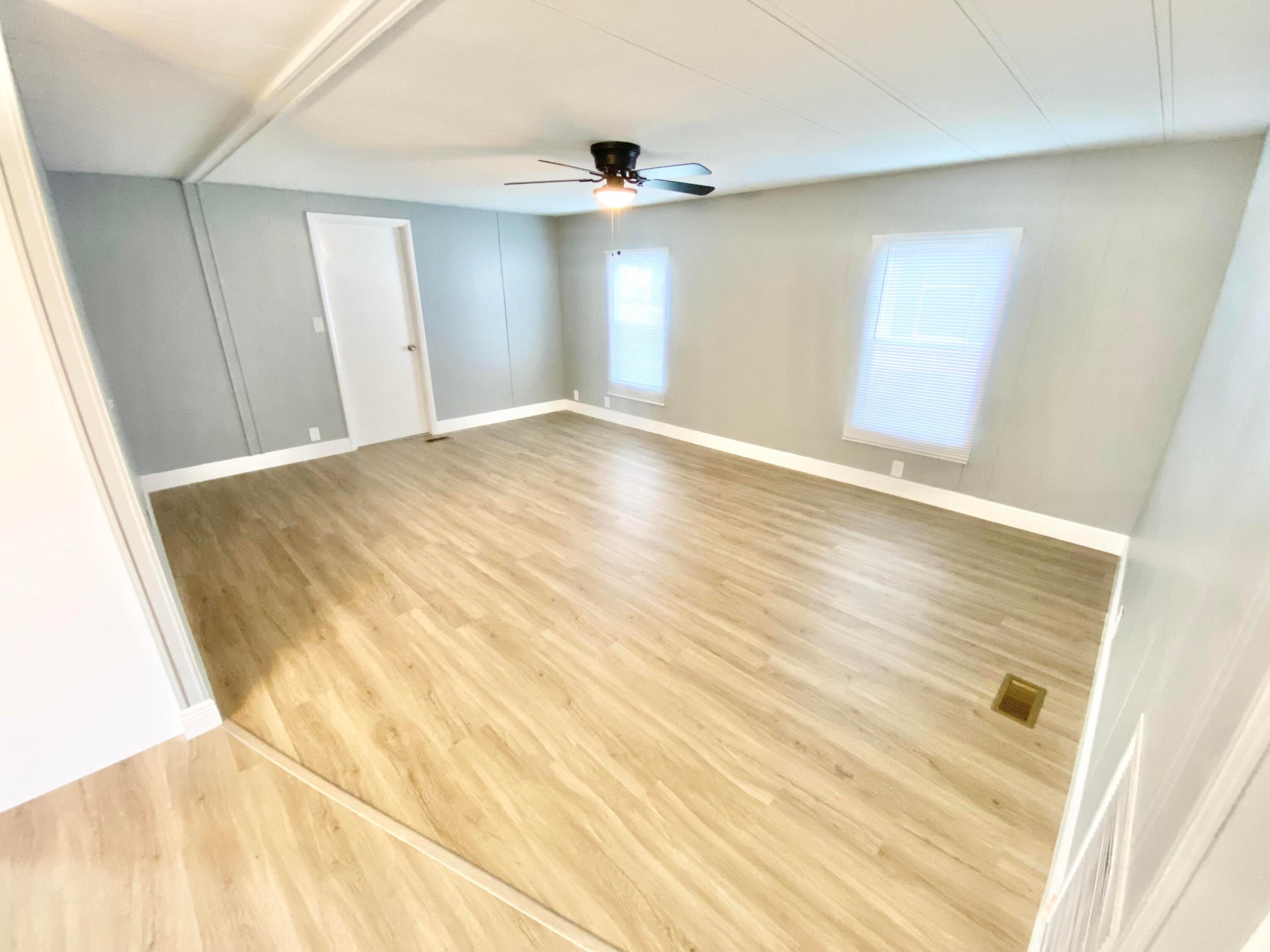 1038 Warbler Court Property Photo 23