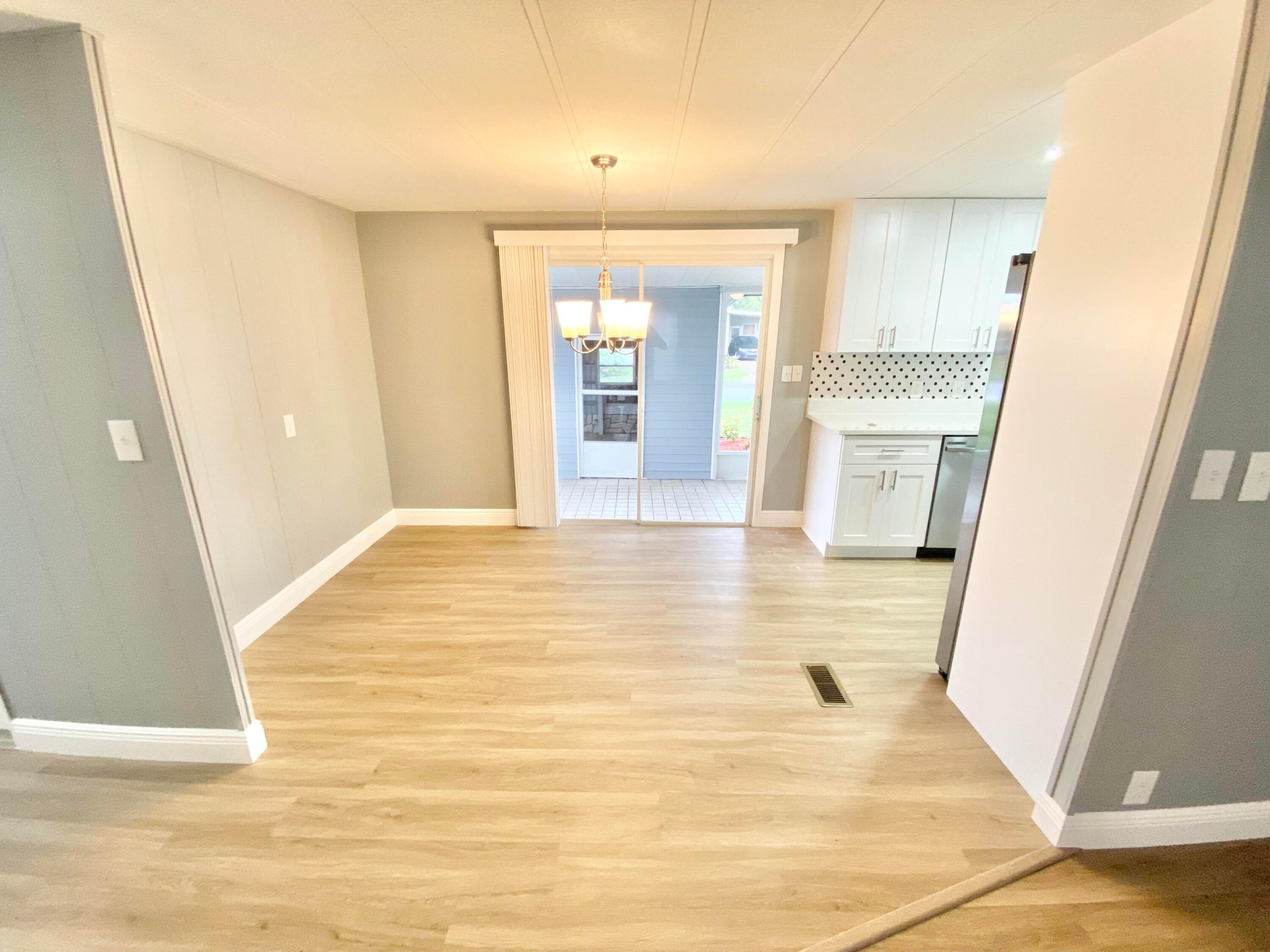 1038 Warbler Court Property Photo 25