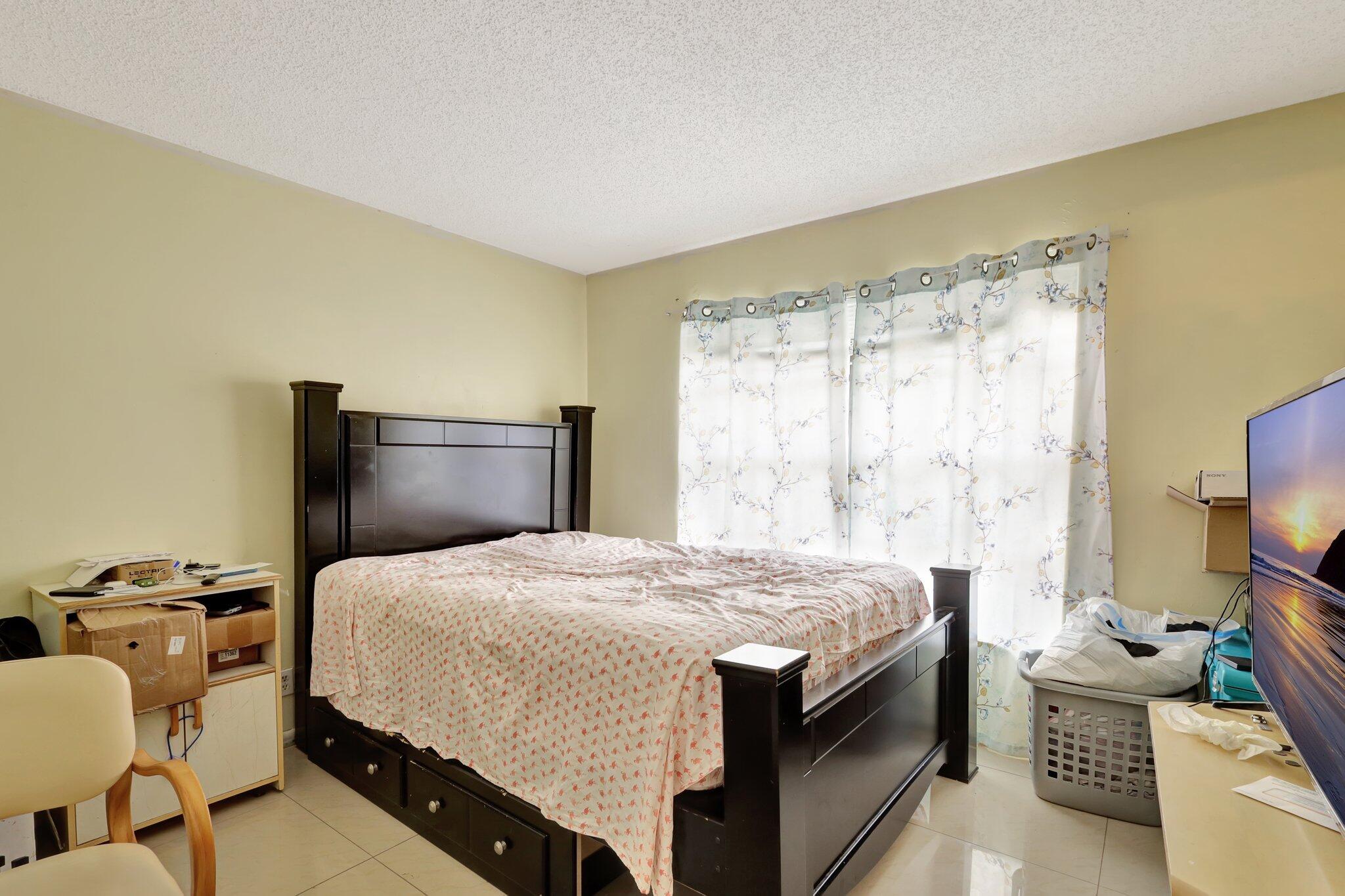 4700 W Lucerne Lakes Boulevard W 507 Property Photo 4