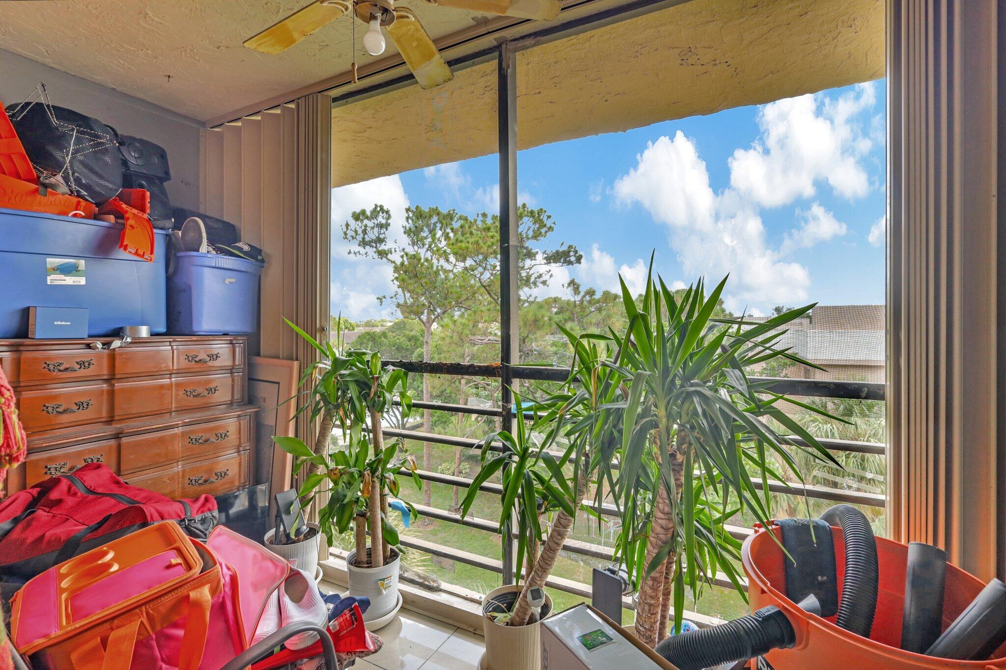 4700 W Lucerne Lakes Boulevard W 507 Property Photo 9