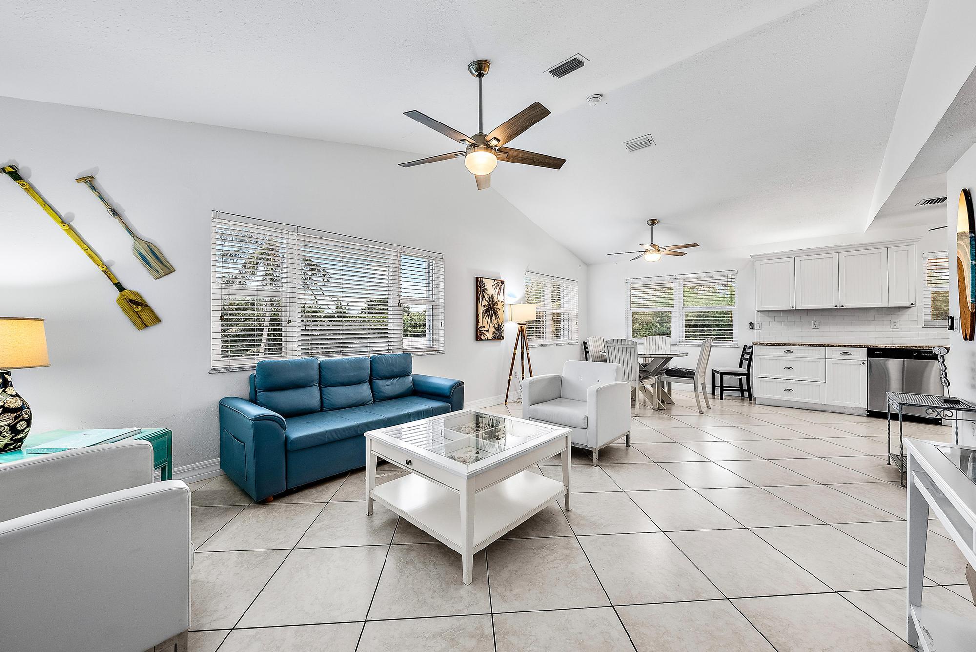 2507 N Ocean Drive Property Photo 42