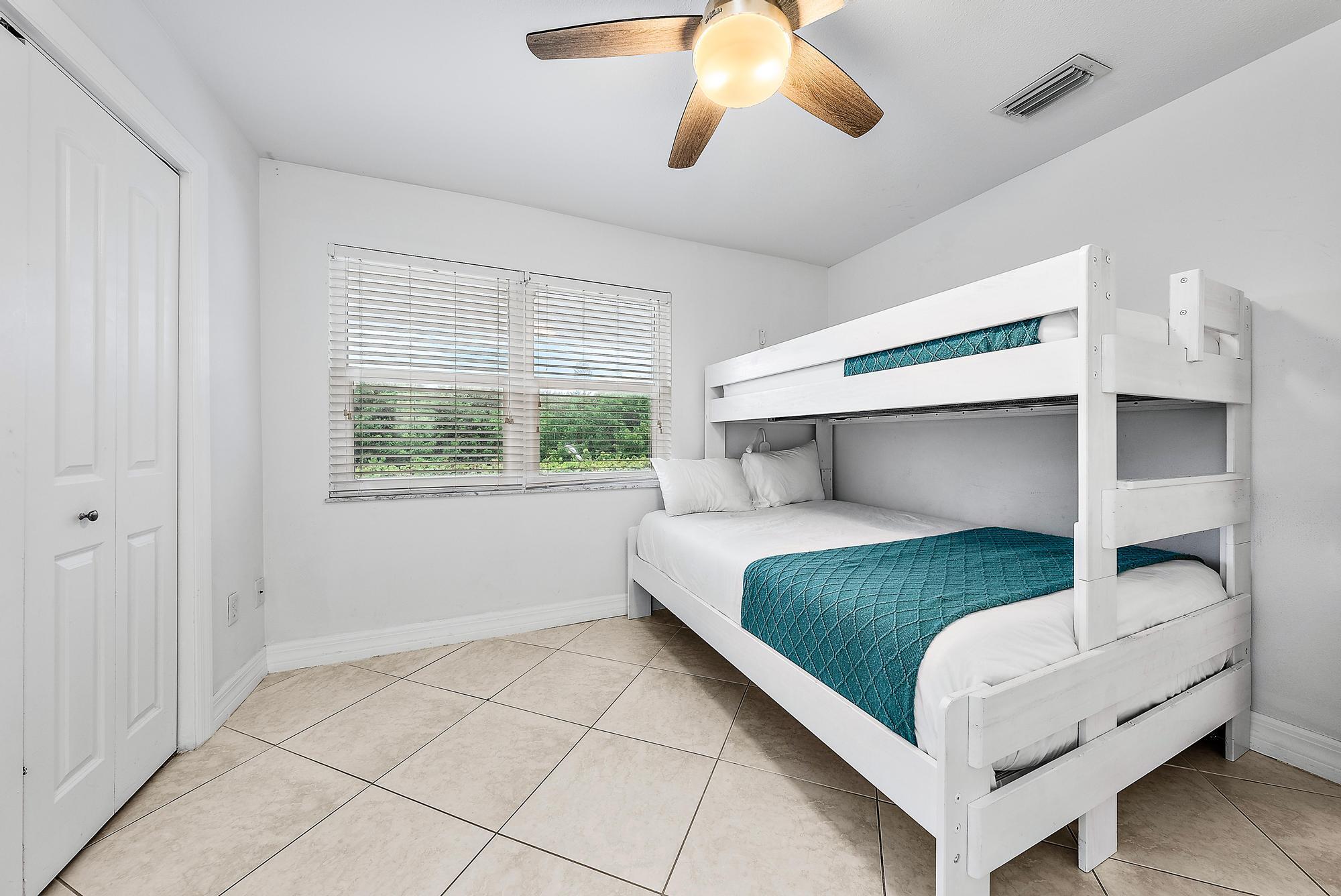 2507 N Ocean Drive Property Photo 50