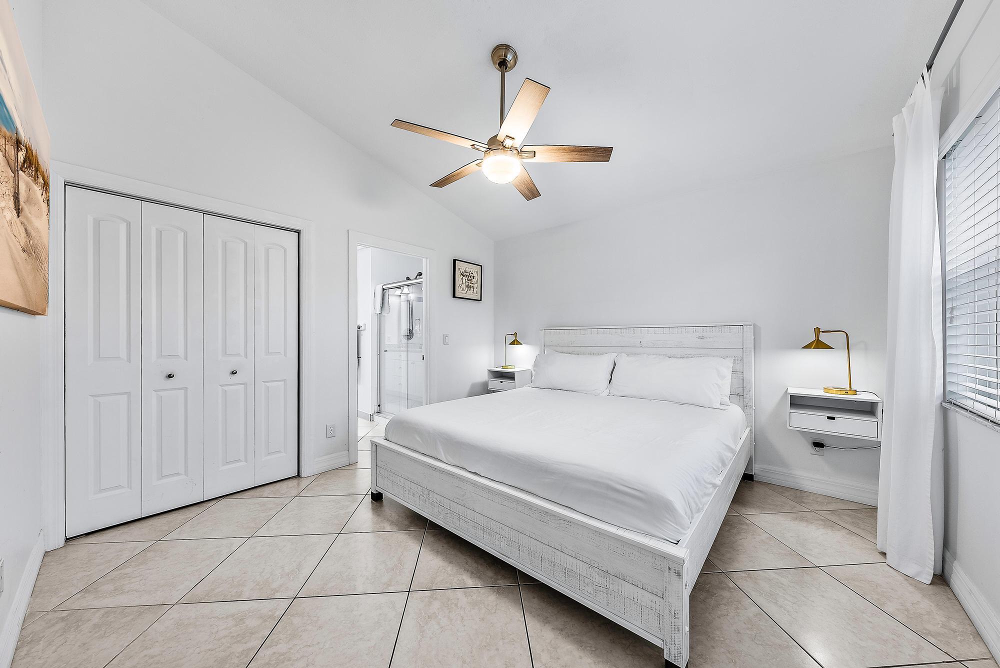 2507 N Ocean Drive Property Photo 57