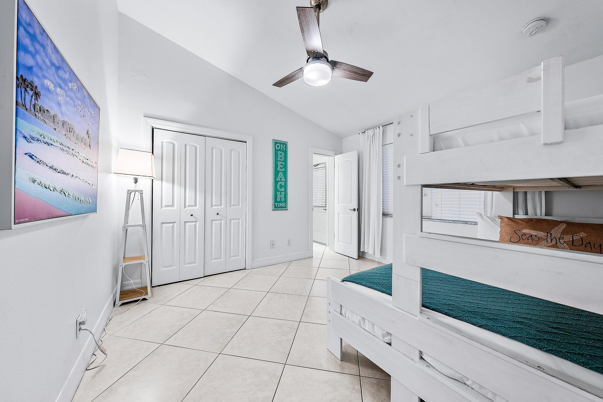 2507 N Ocean Drive Property Photo 60