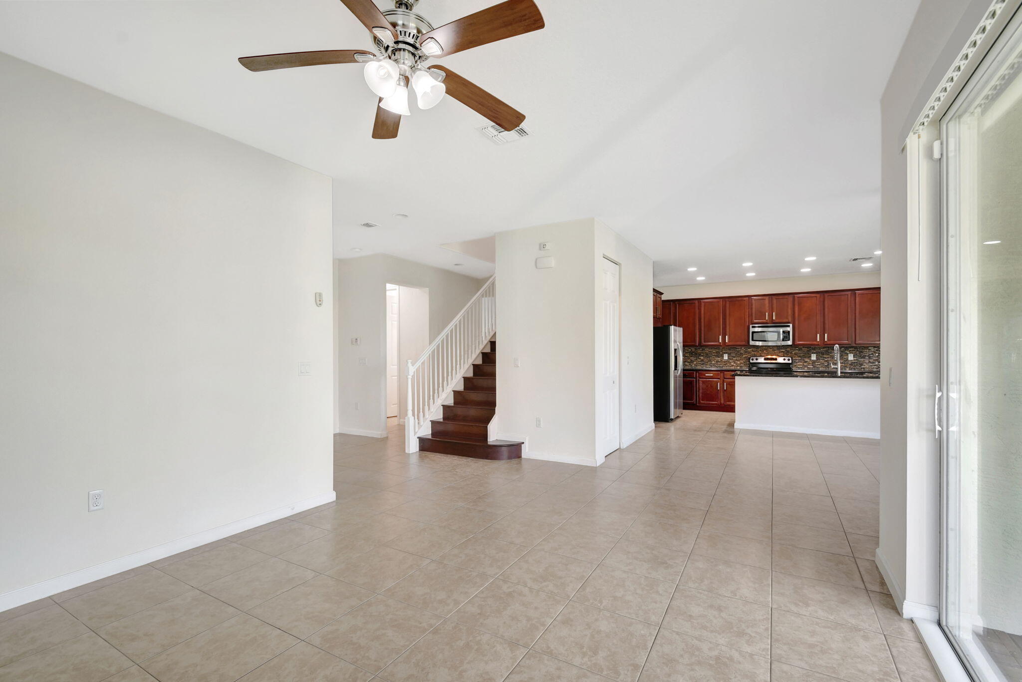 2931 Payson Way Property Photo 9