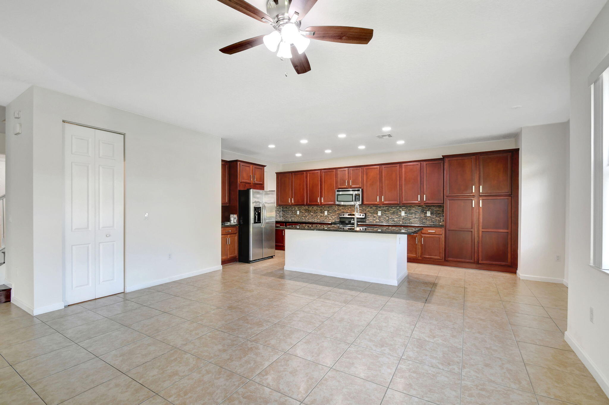 2931 Payson Way Property Photo 11
