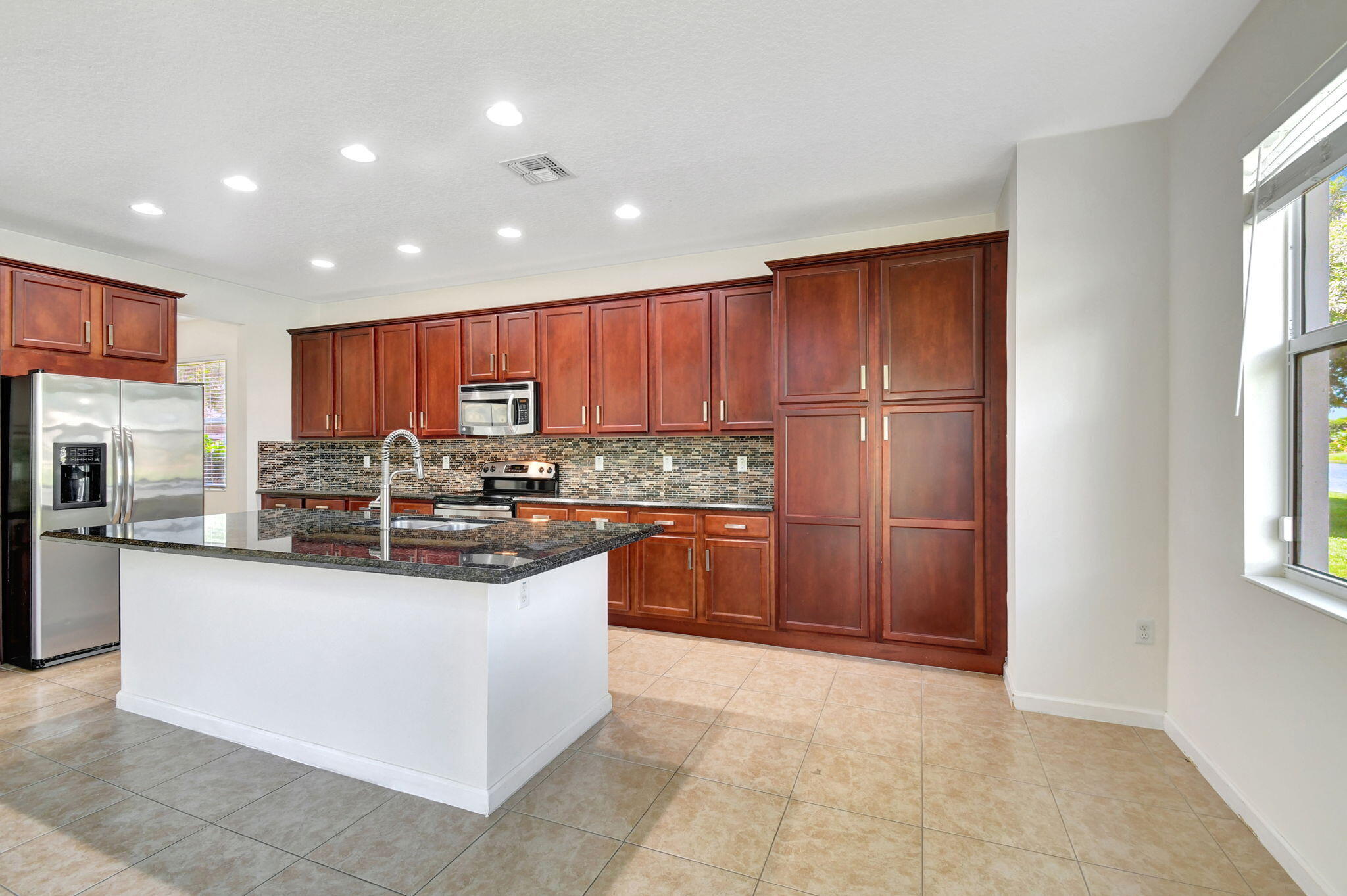 2931 Payson Way Property Photo 18