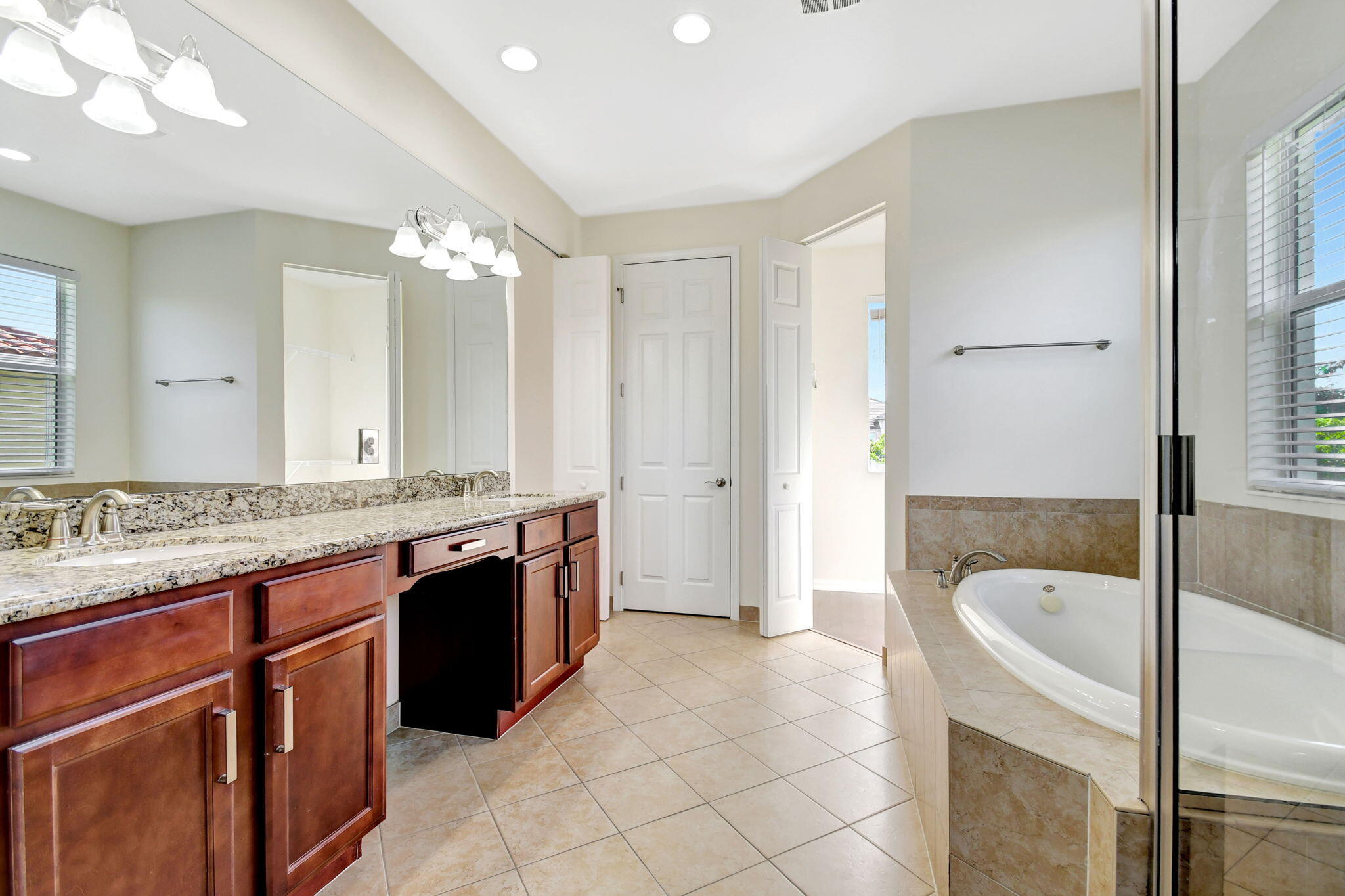 2931 Payson Way Property Photo 37