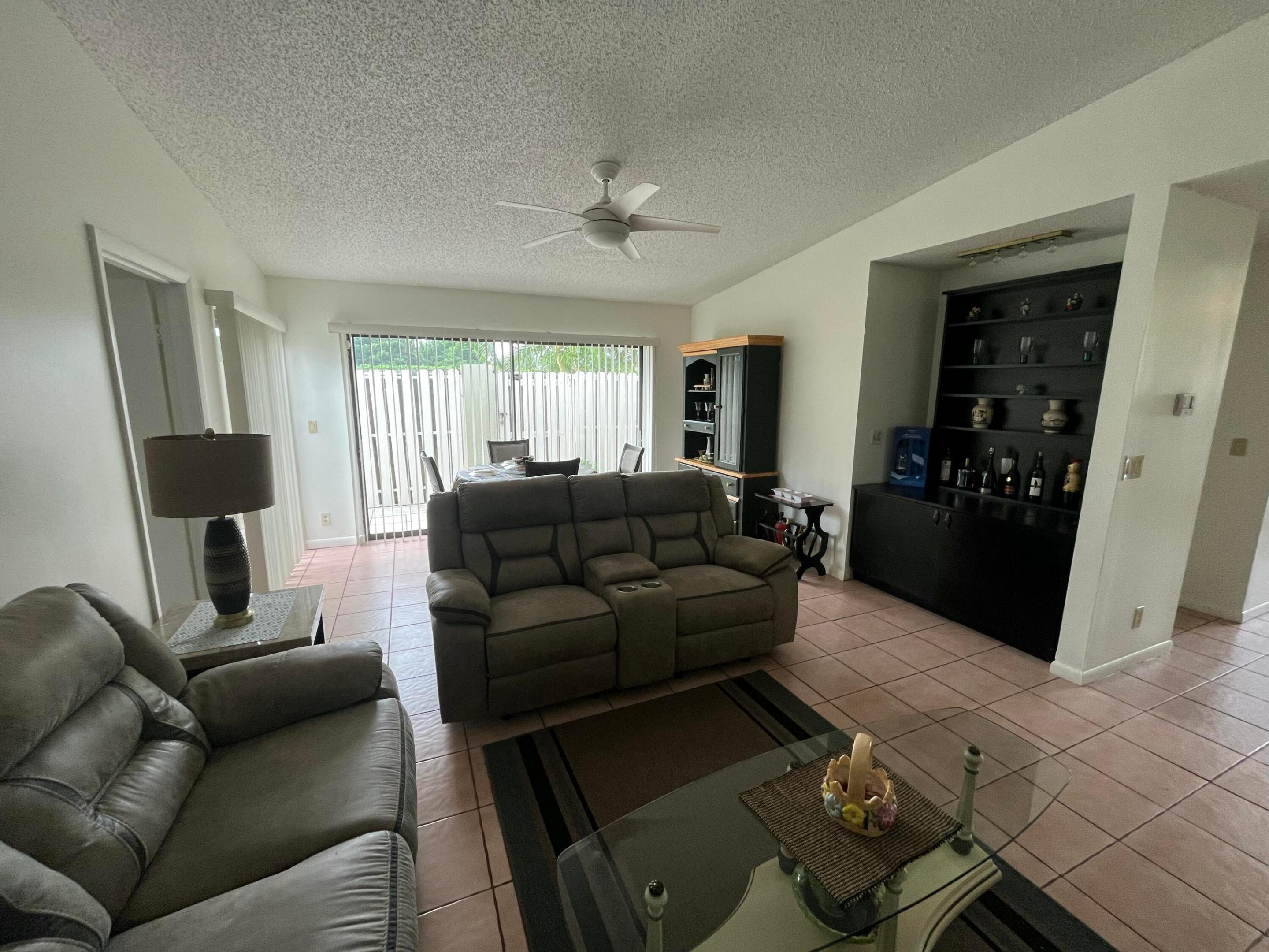 172 Meadows Drive Property Photo 6