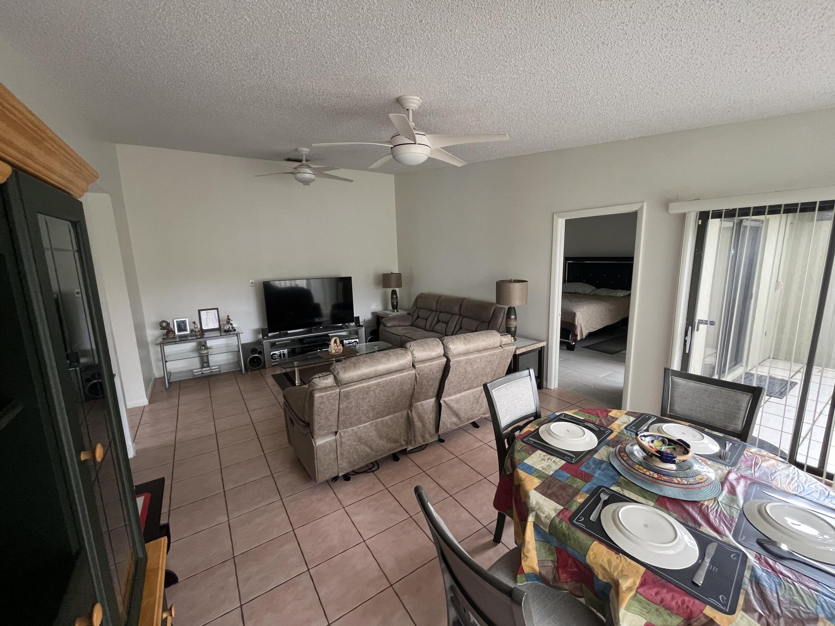 172 Meadows Drive Property Photo 7