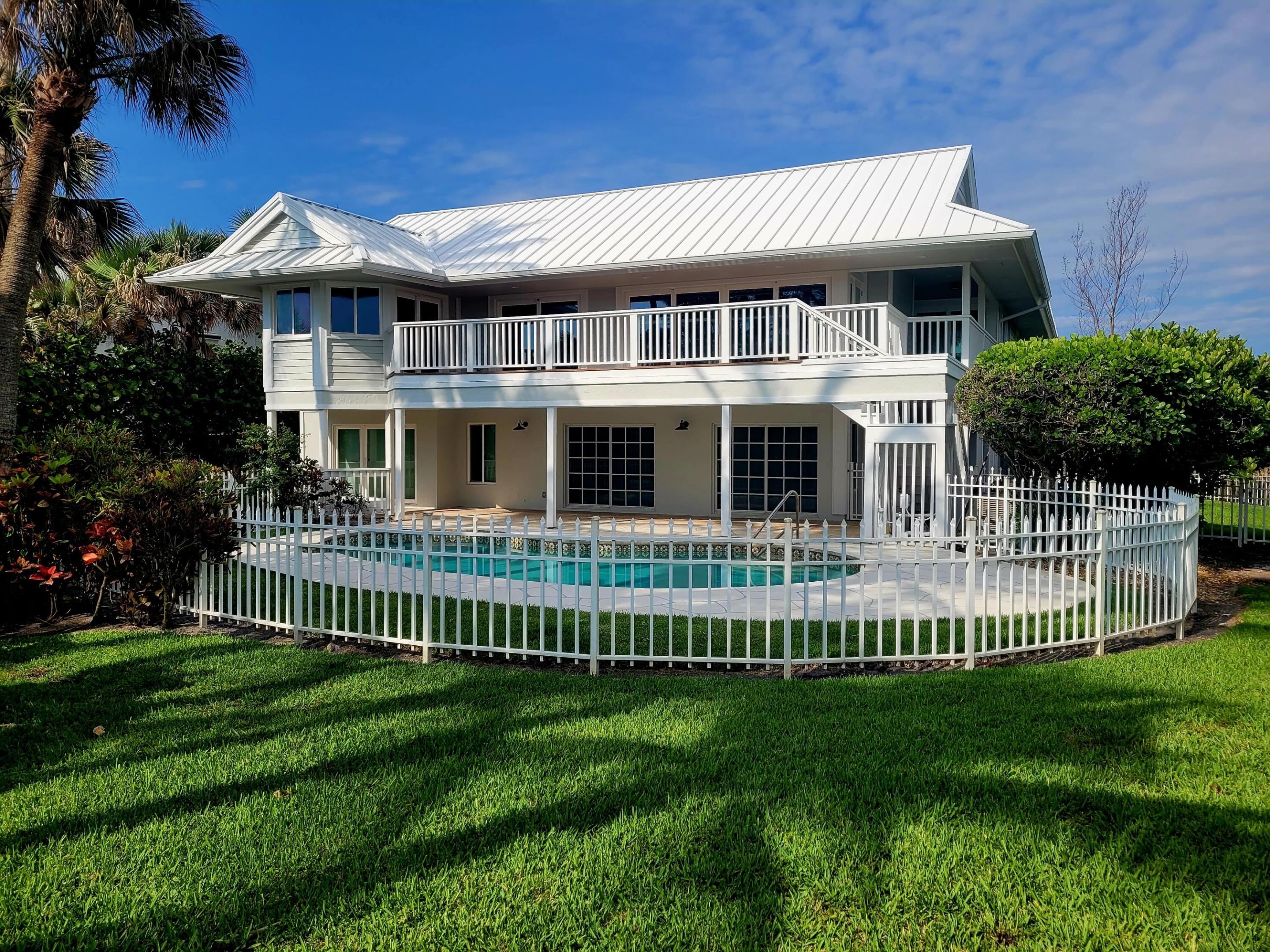 162 N Beach Road Property Photo 3