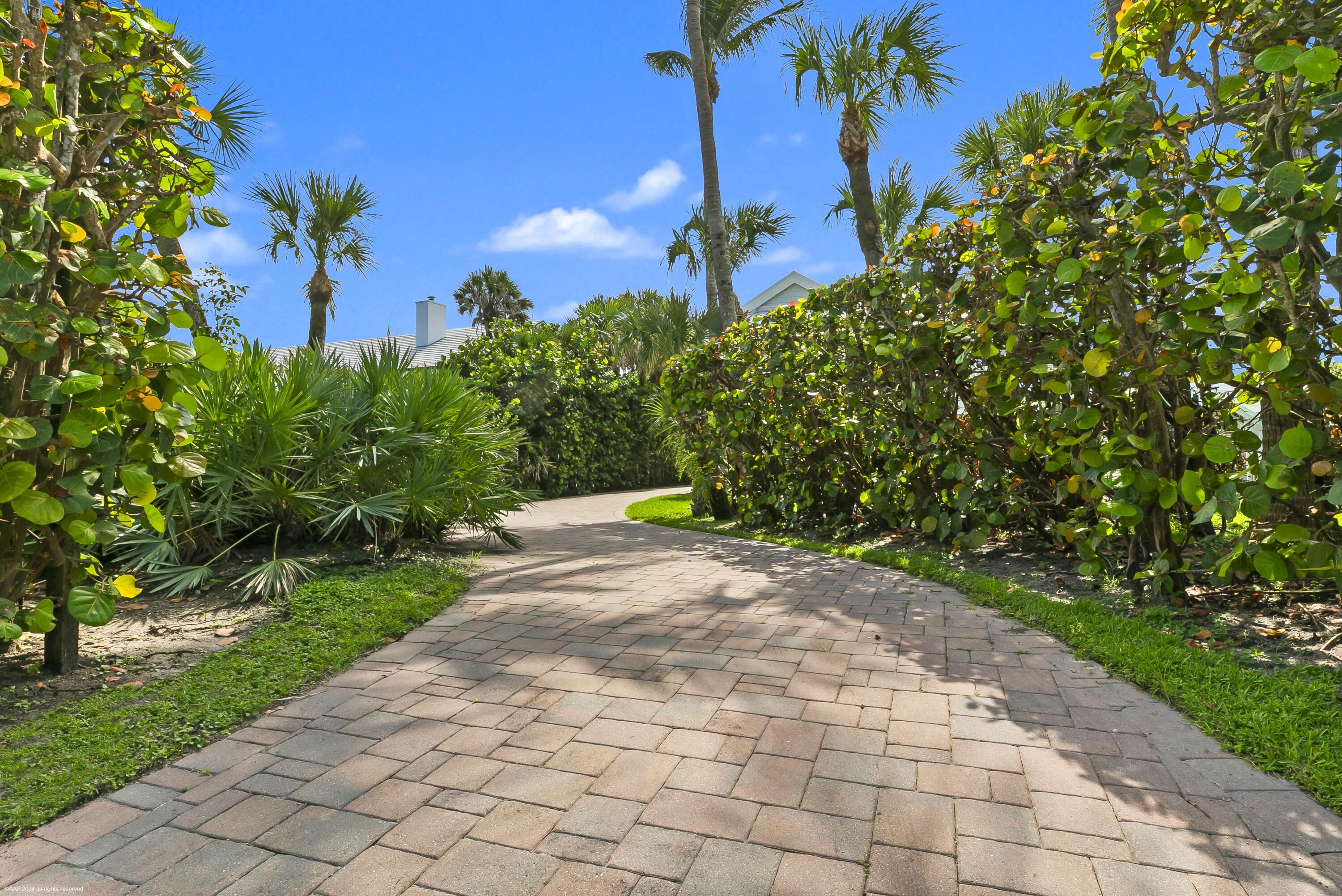 162 N Beach Road Property Photo 18