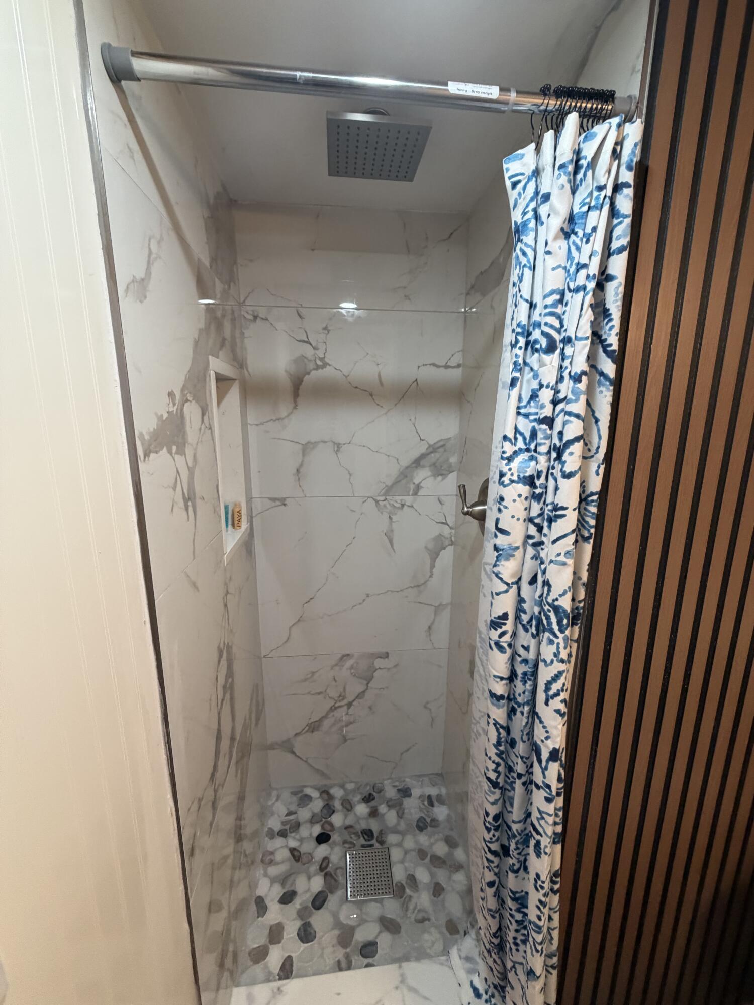 5301 Sunset Boulevard Property Photo 21