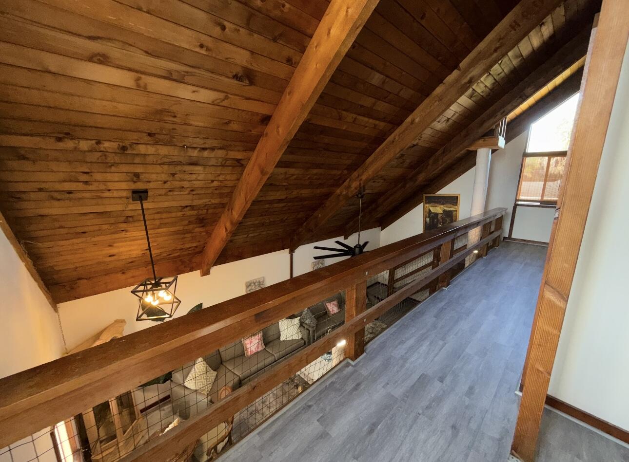 5301 Sunset Boulevard Property Photo 34
