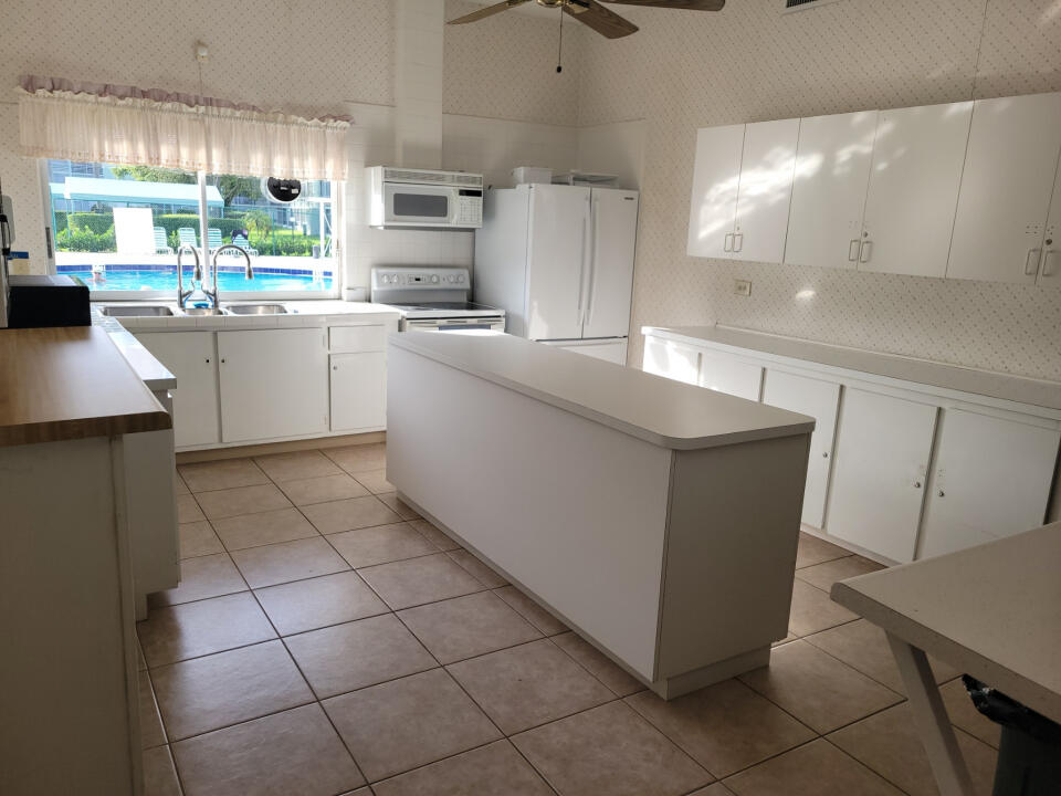 3300 Springdale Boulevard 306 Property Photo 37