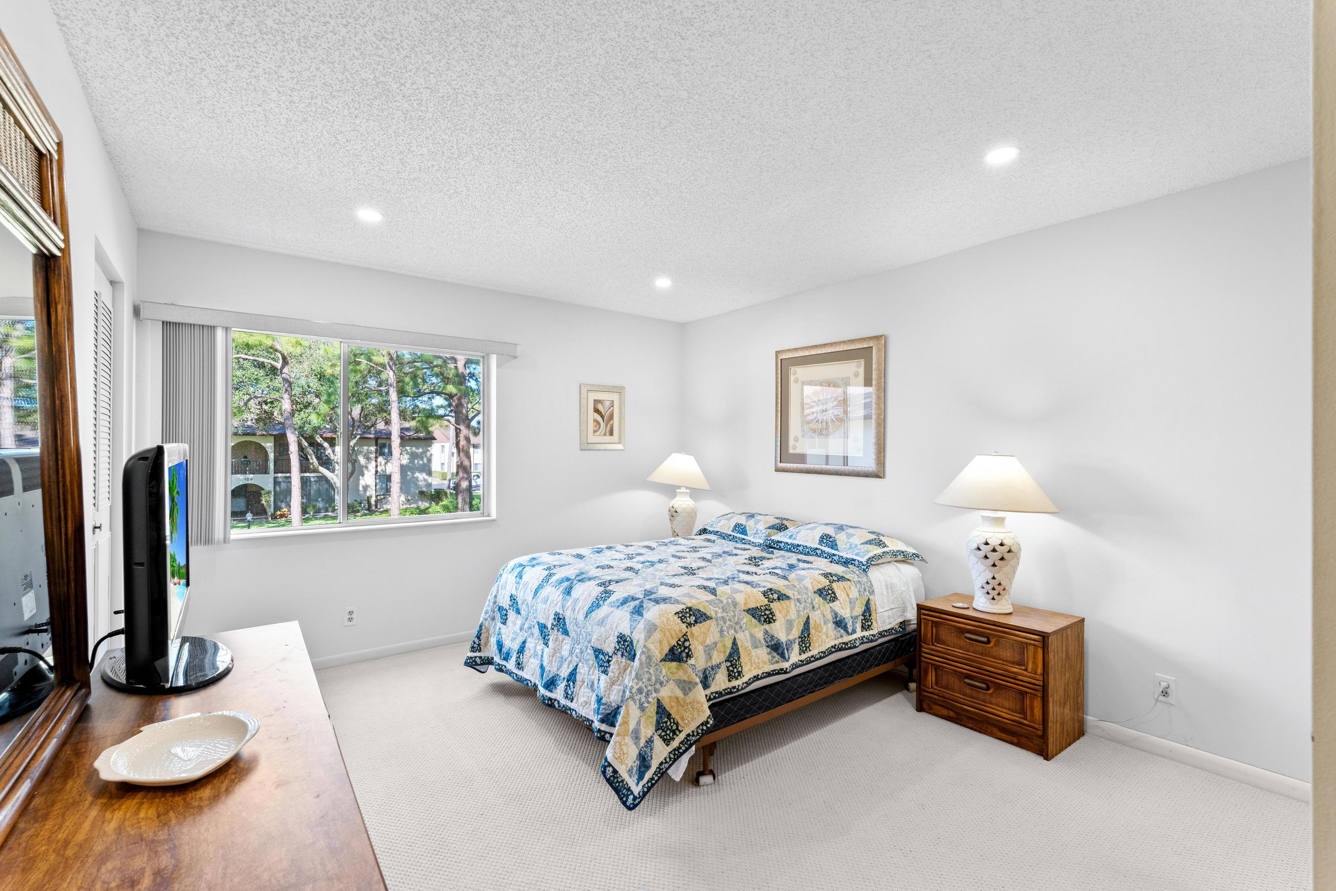 230 Pine Hov Circle A-2 Property Photo 6