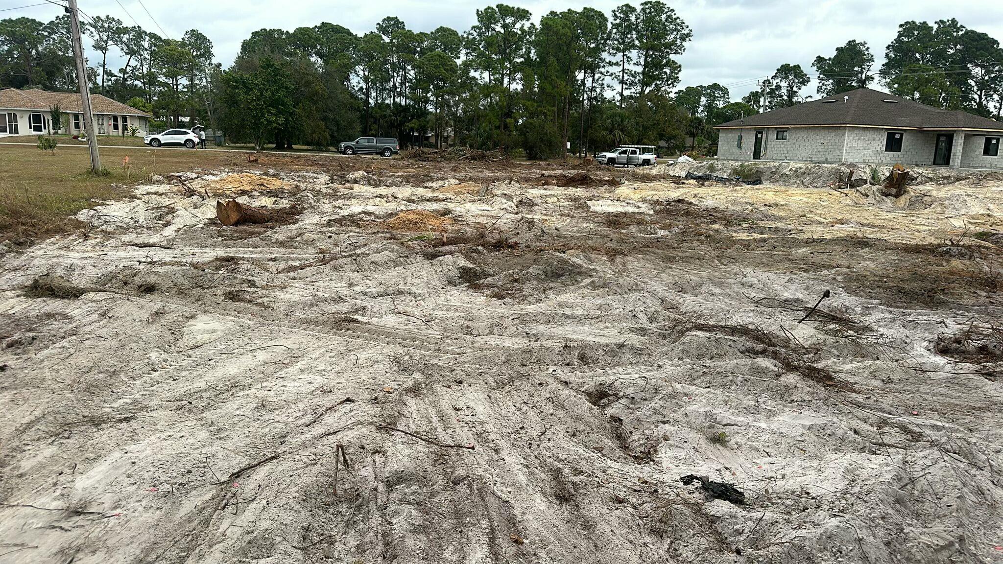2704 Leeland Heights Boulevard Boulevard Property Photo 1