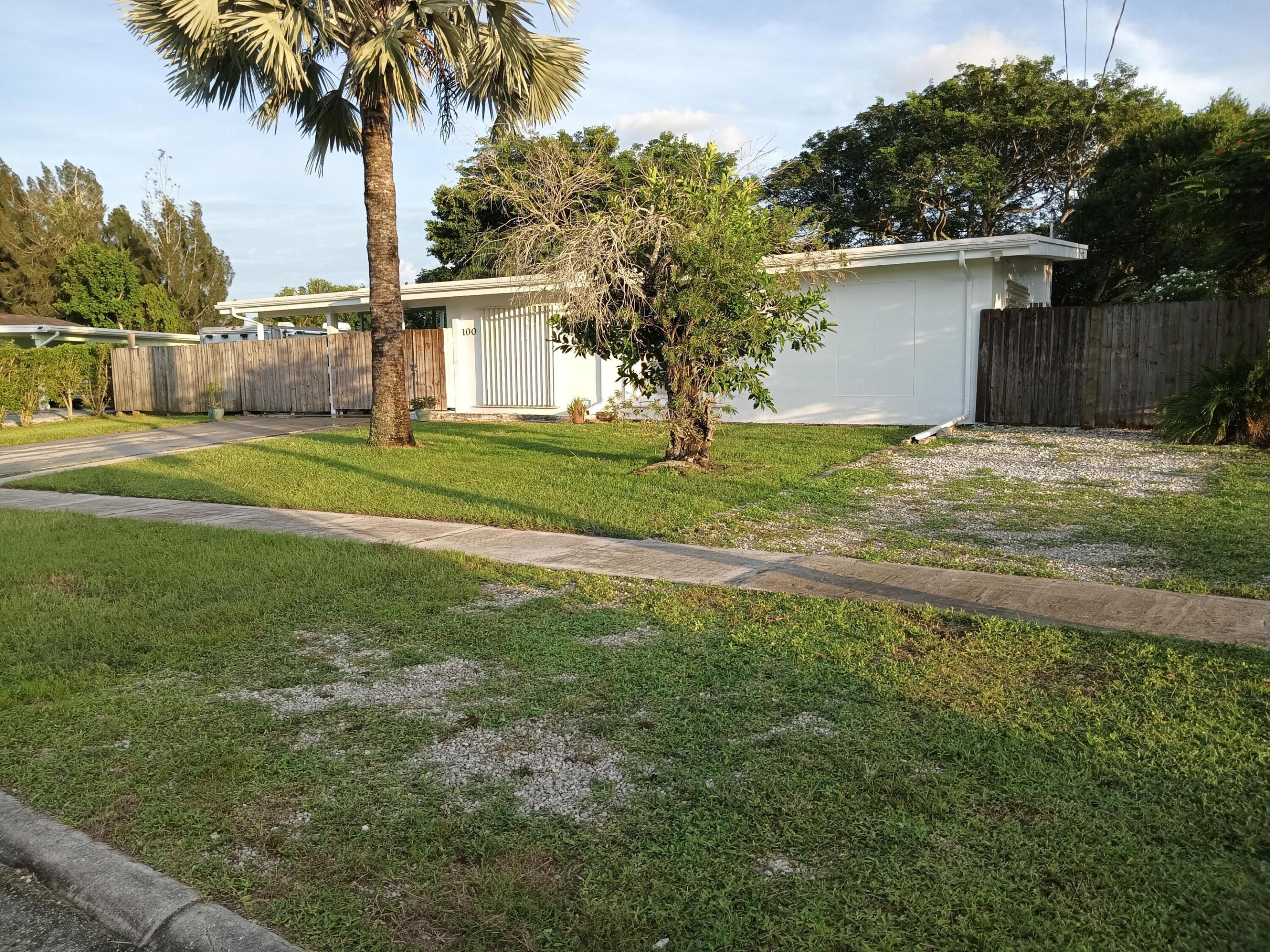100 Se Naranja Avenue Property Photo 4