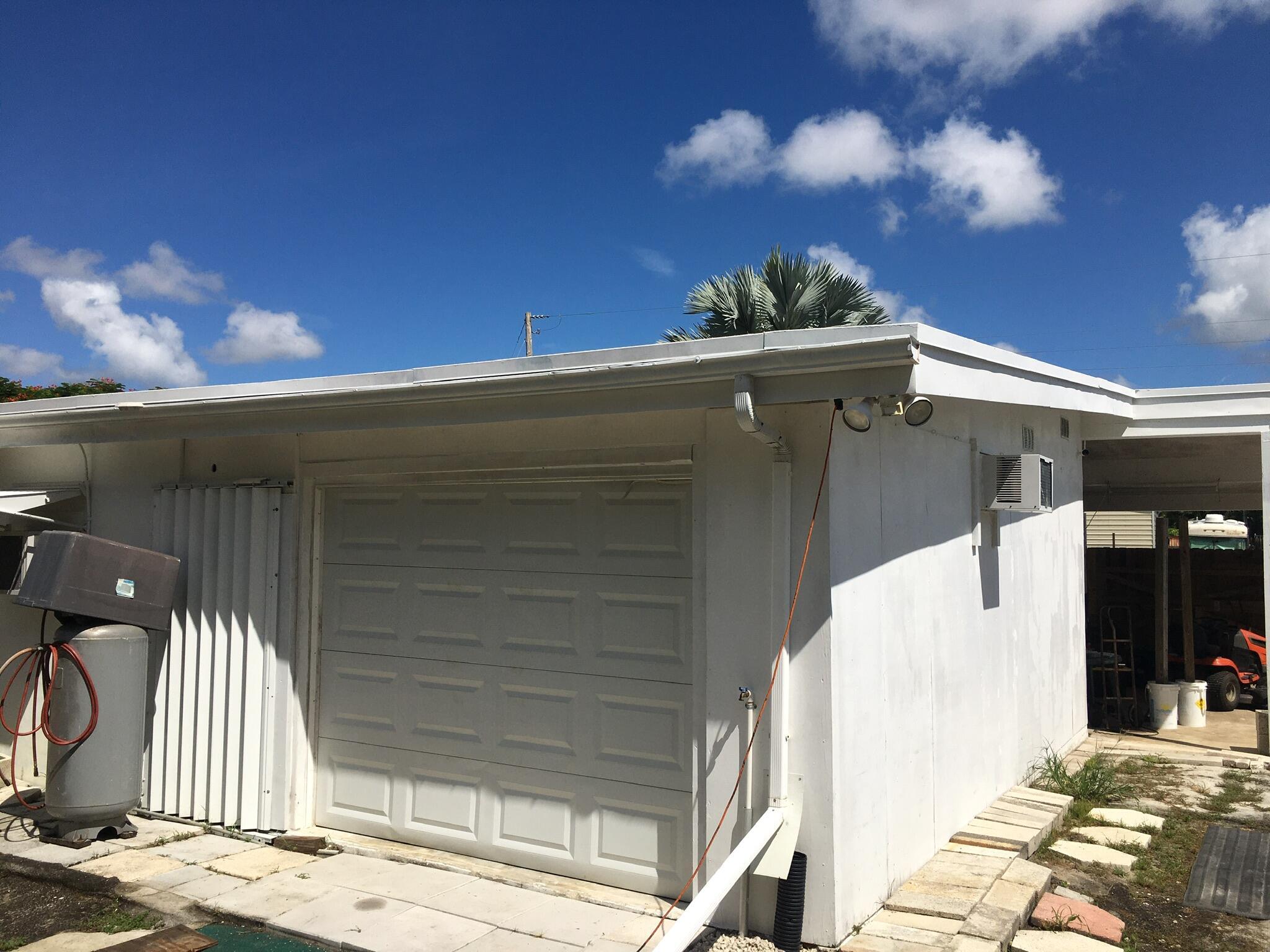 100 Se Naranja Avenue Property Photo 7