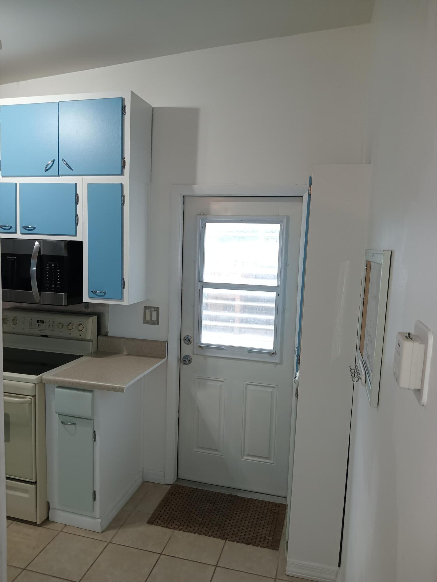 100 Se Naranja Avenue Property Photo 13