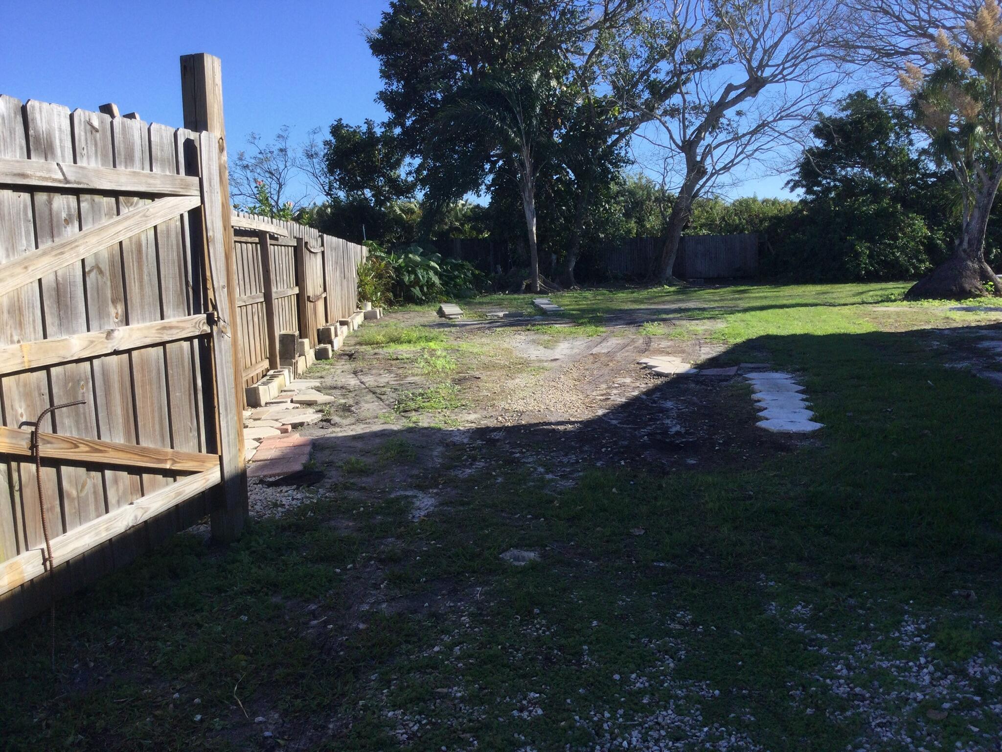 100 Se Naranja Avenue Property Photo 43