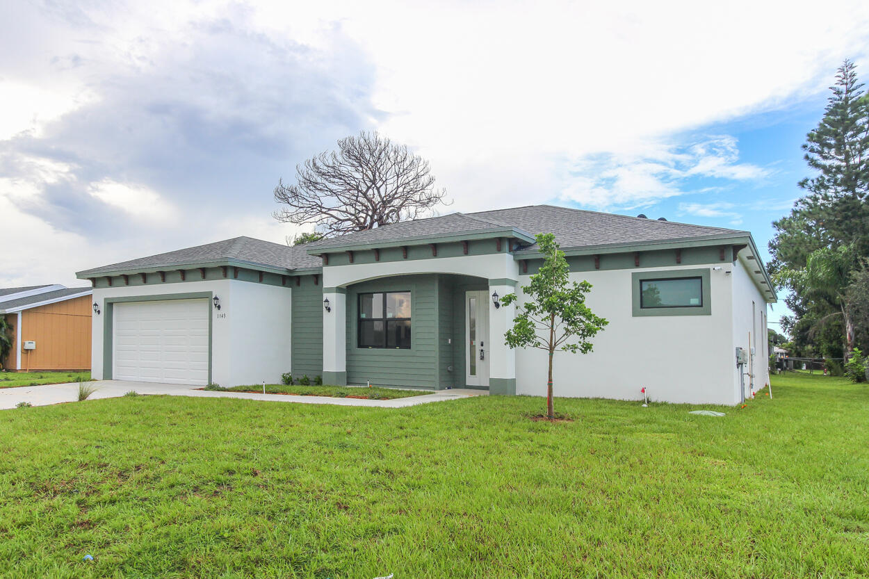 1143 Sw Estaugh Avenue Property Photo 10