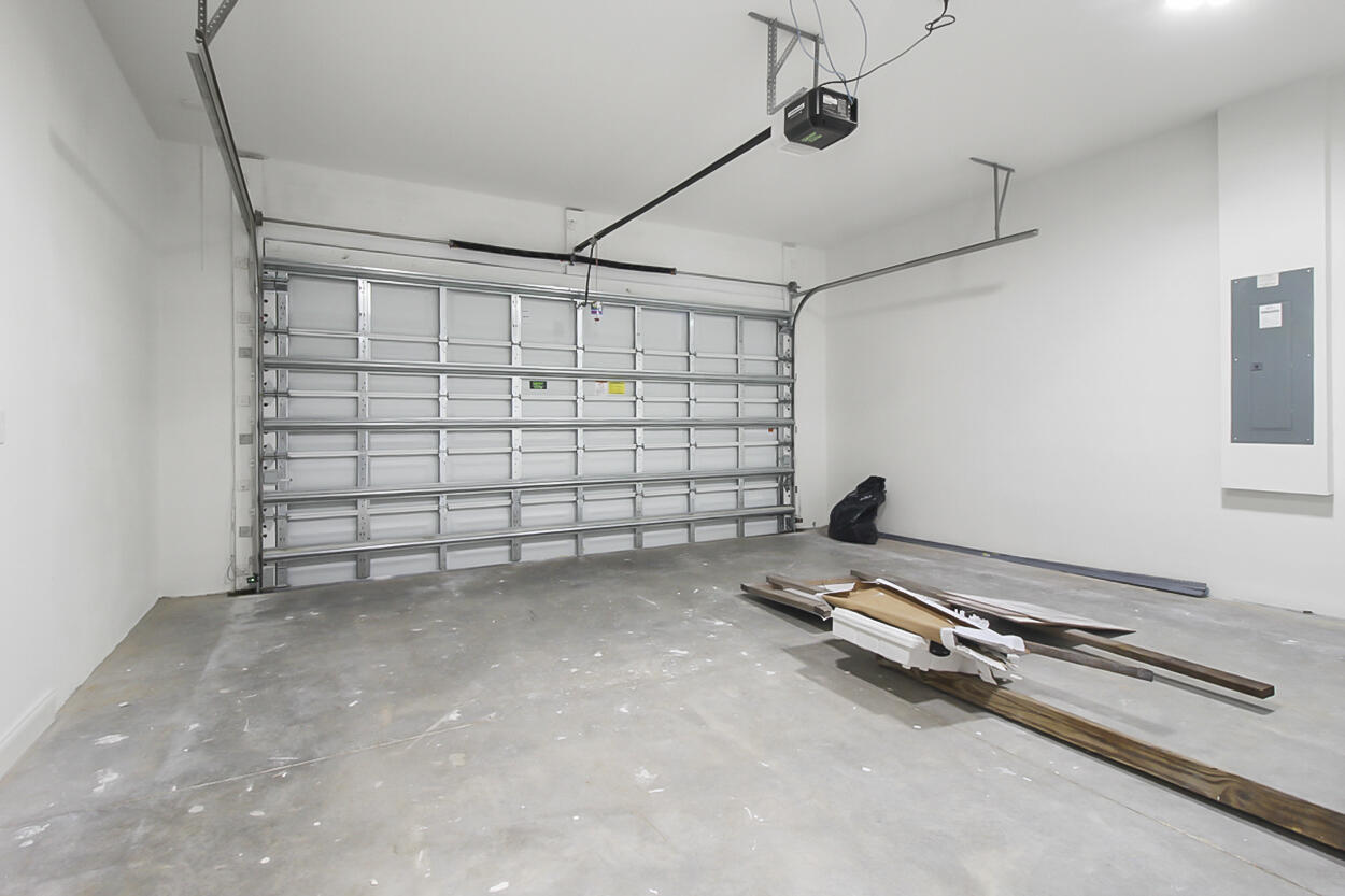 1143 Sw Estaugh Avenue Property Photo 35