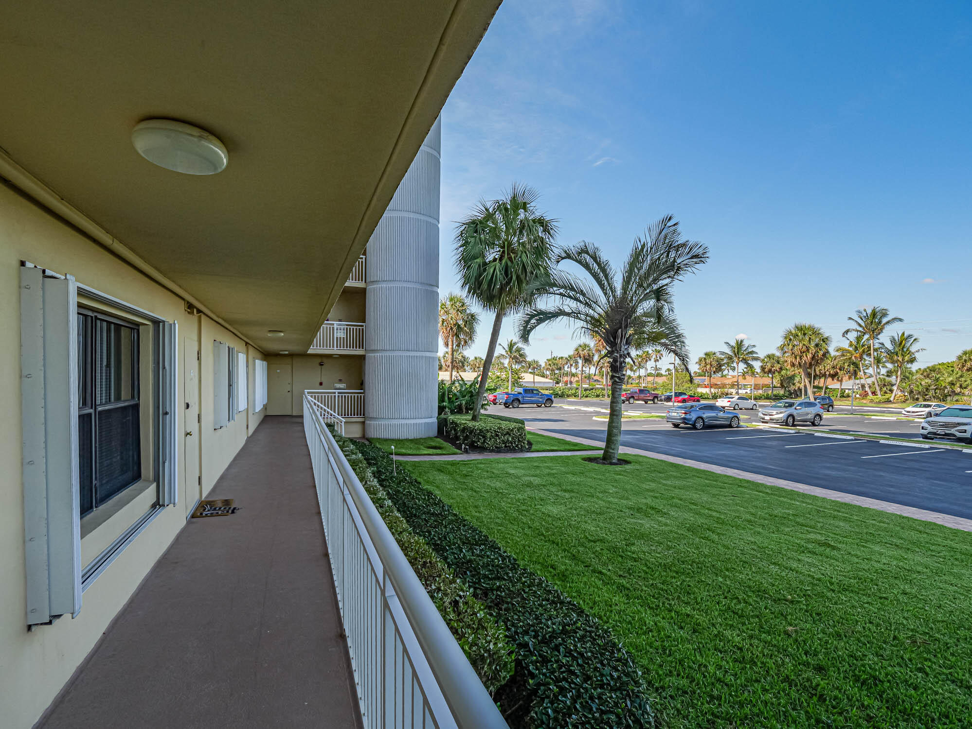 3200 N Highway A1a 104 Property Photo 2