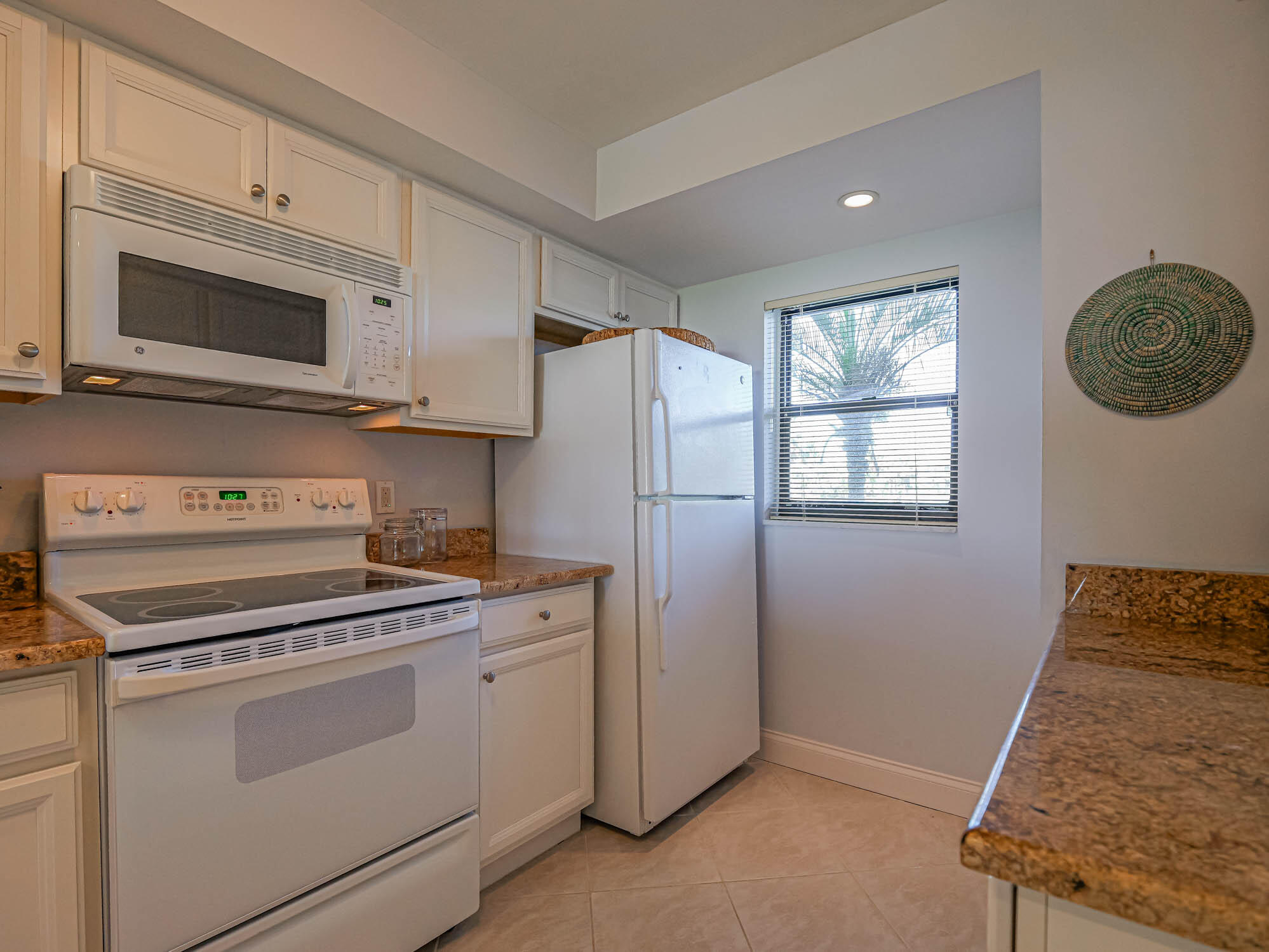 3200 N Highway A1a 104 Property Photo 10