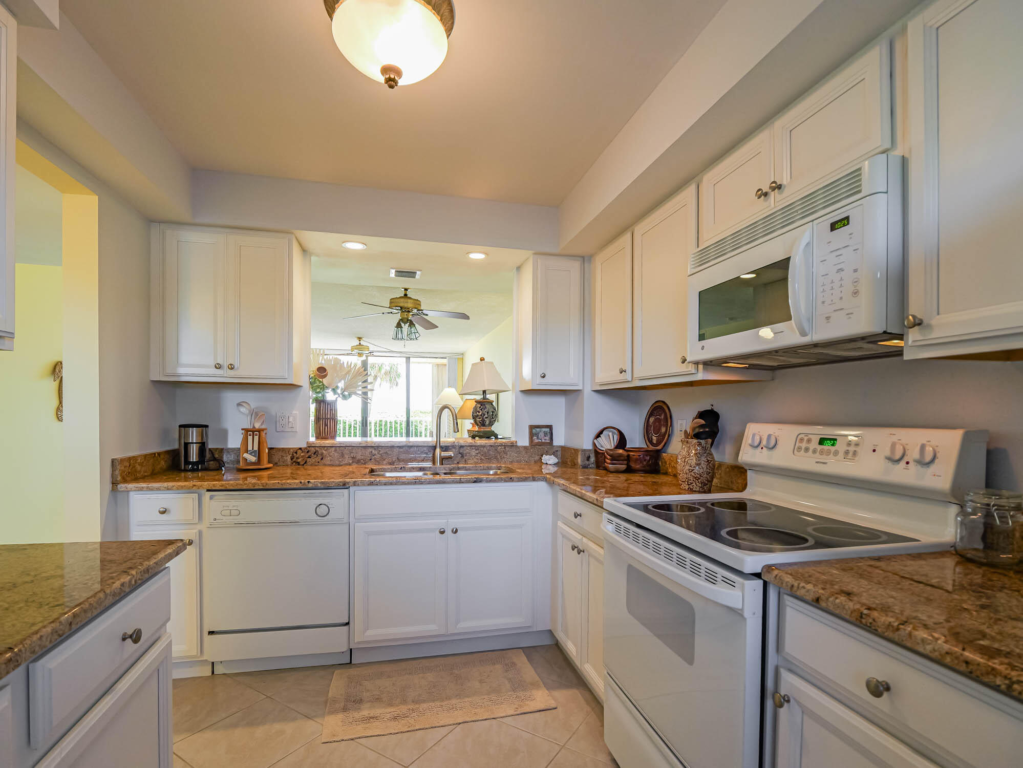 3200 N Highway A1a 104 Property Photo 11