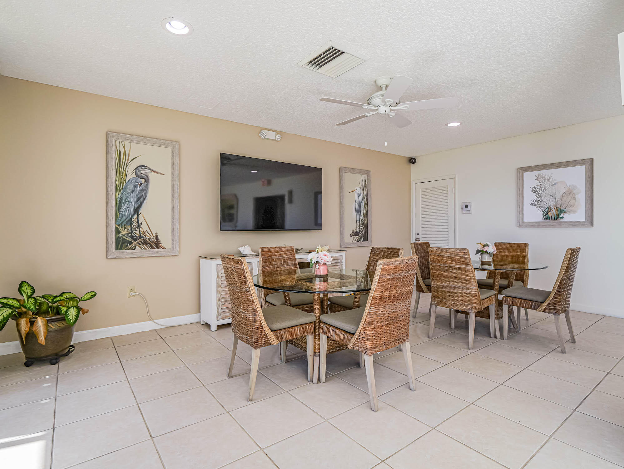 3200 N Highway A1a 104 Property Photo 35