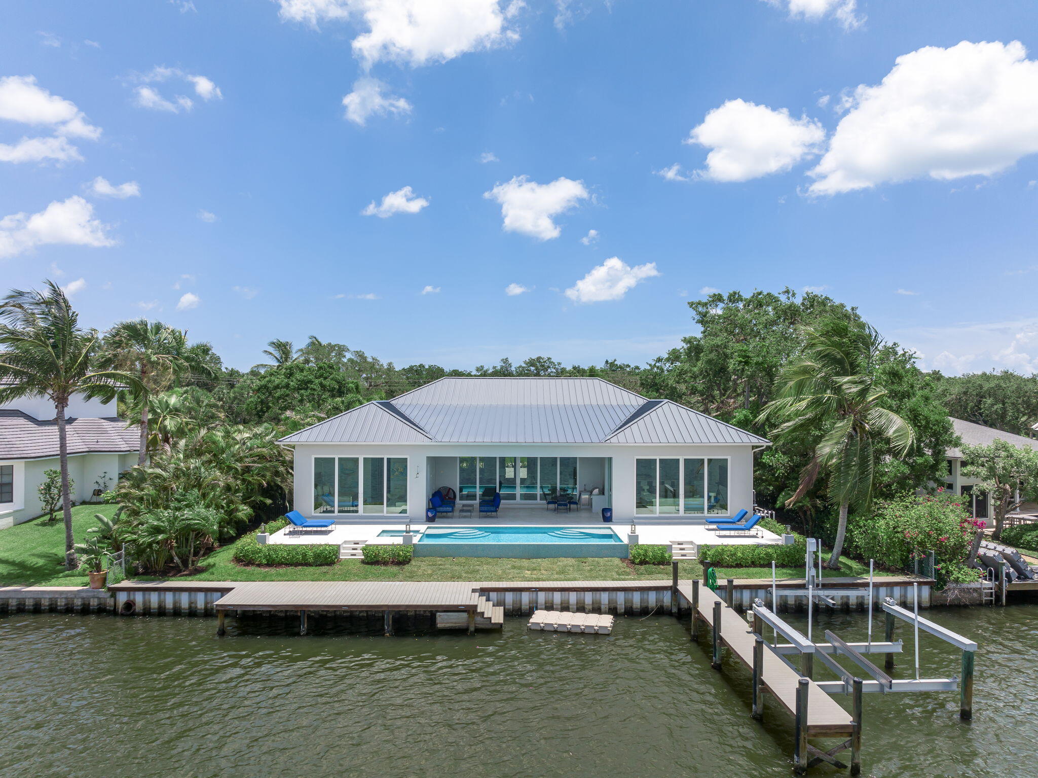 3937 Indian River Drive E Property Photo 37