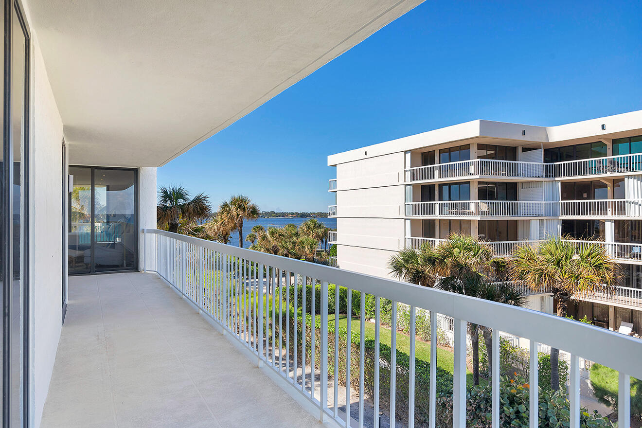 3300 S Ocean Boulevard 305n Property Photo 33