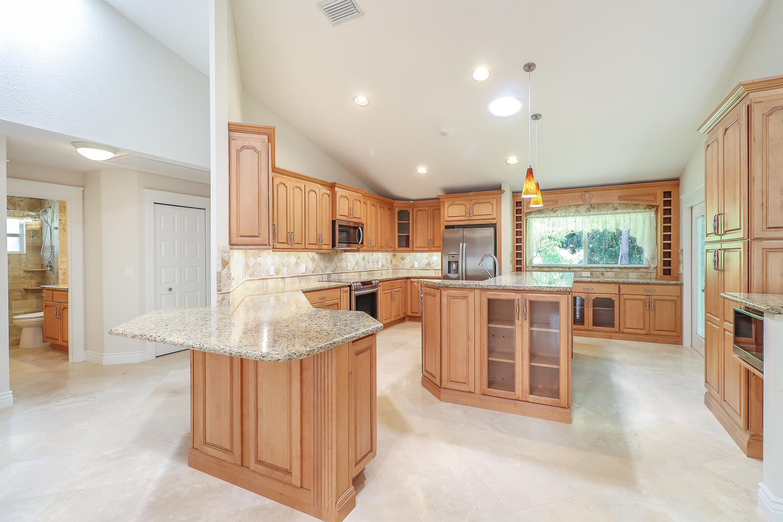 15386 83rd Way N Property Photo 11