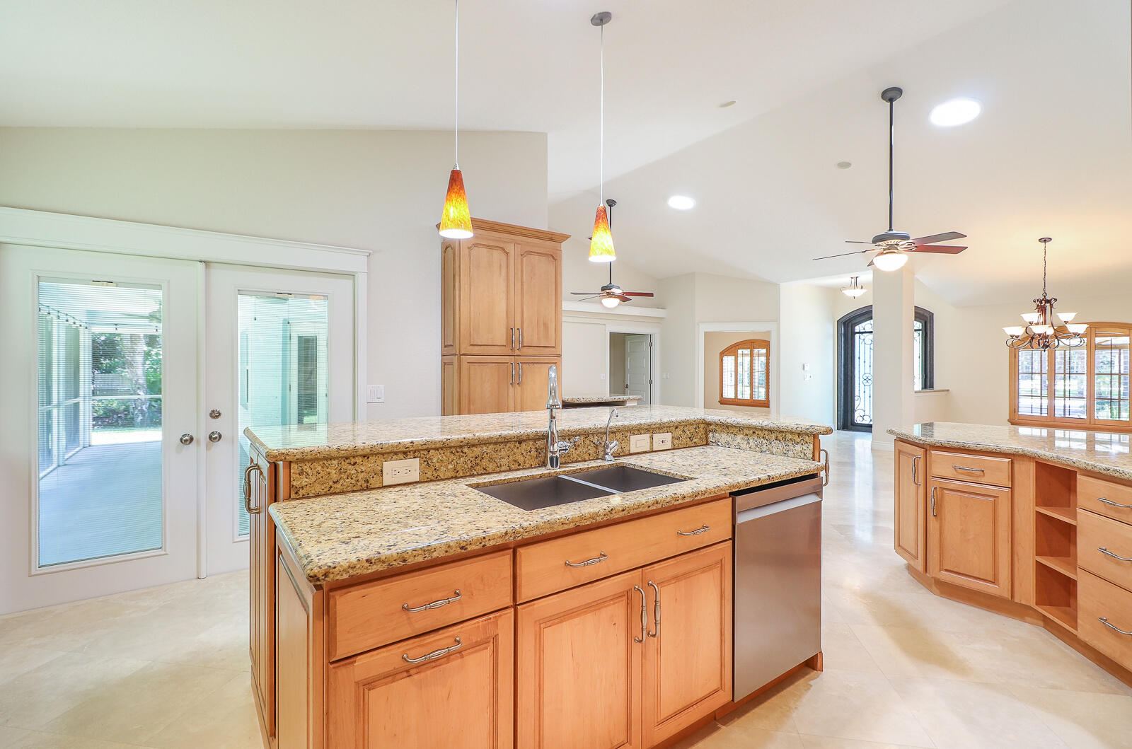 15386 83rd Way N Property Photo 14