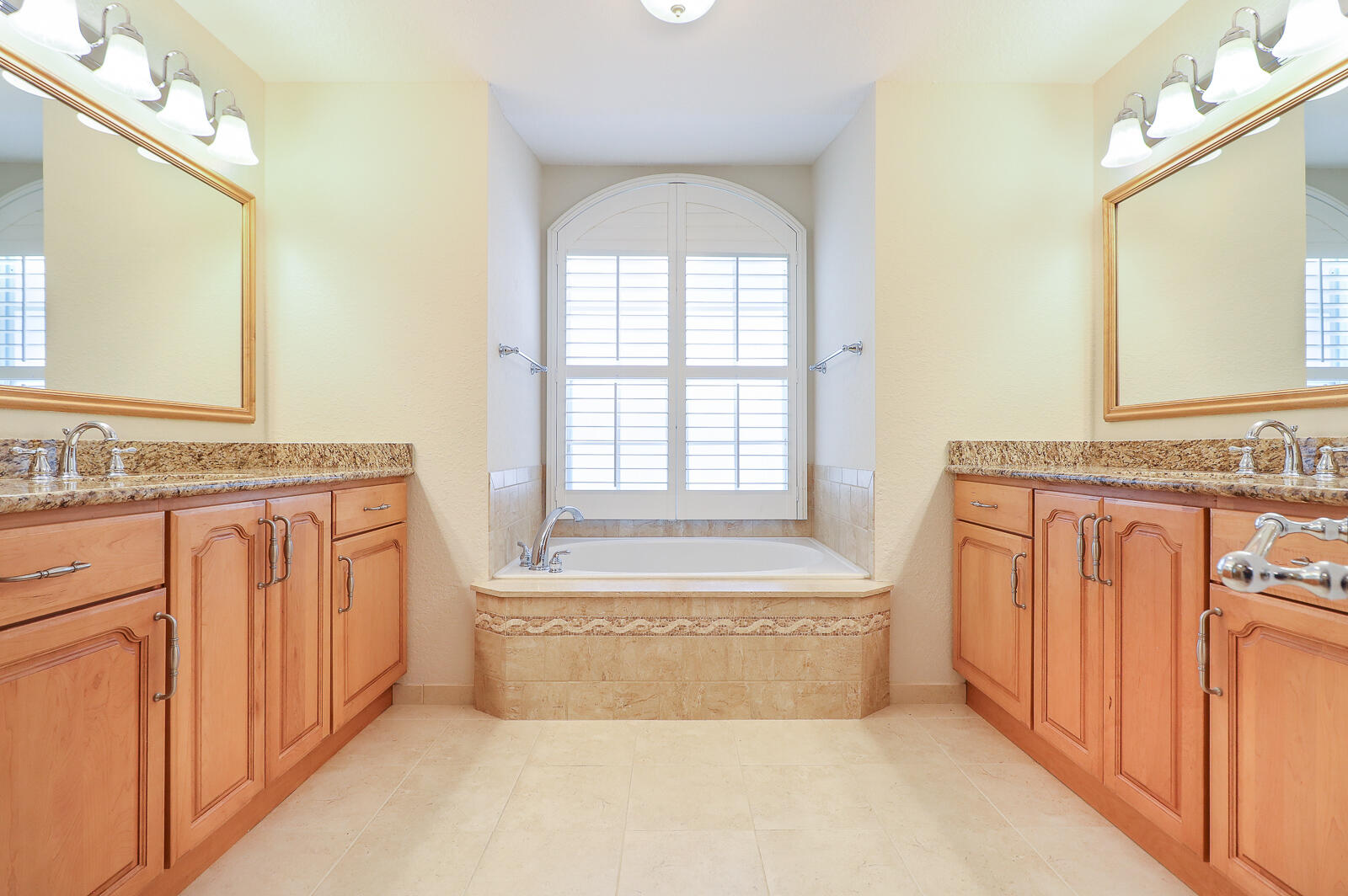 15386 83rd Way N Property Photo 23